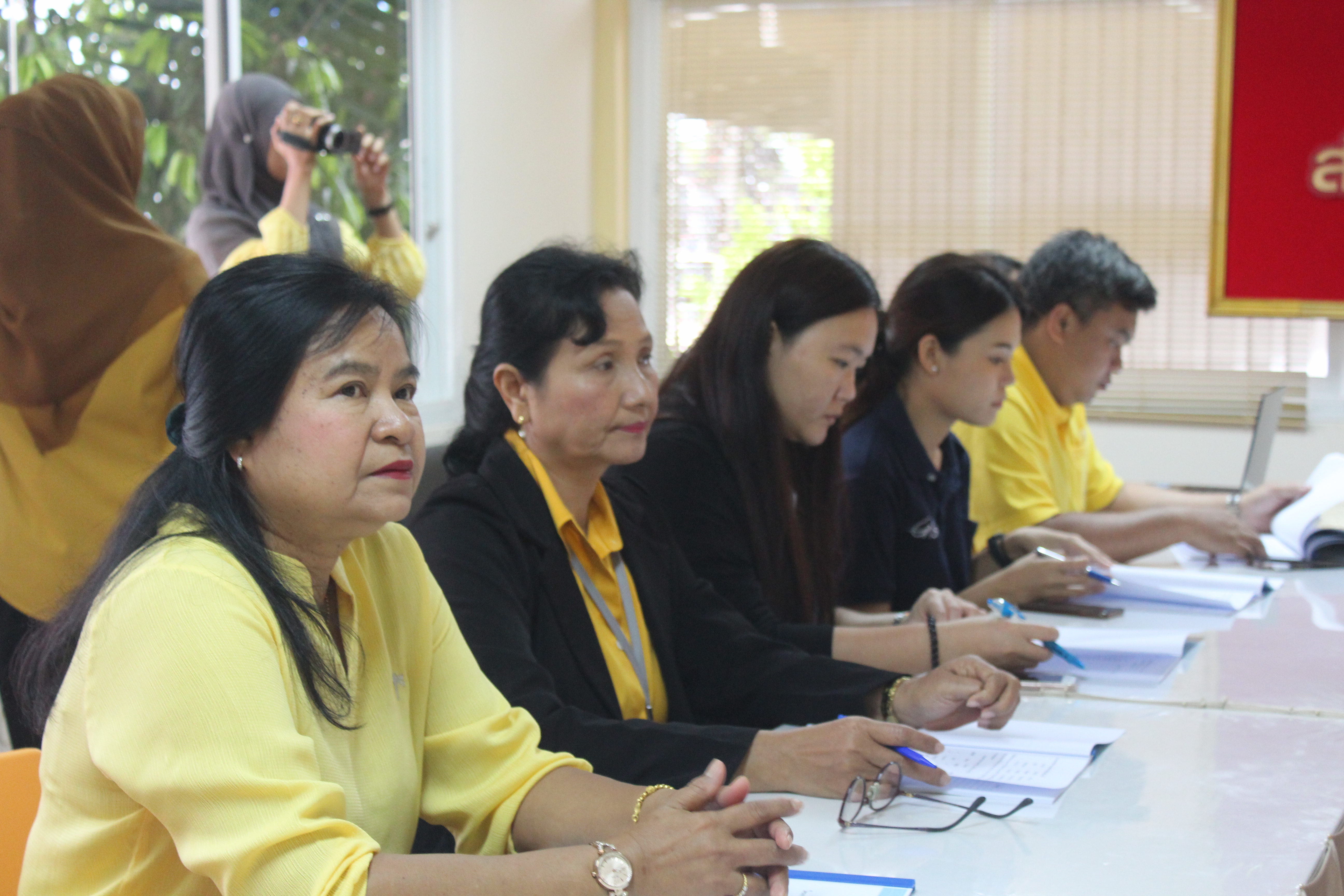 ป้องกัน: ทะเบียน คร.ตกเกณฑ์ จปฐ.ด้านรายได้ ปี 2562