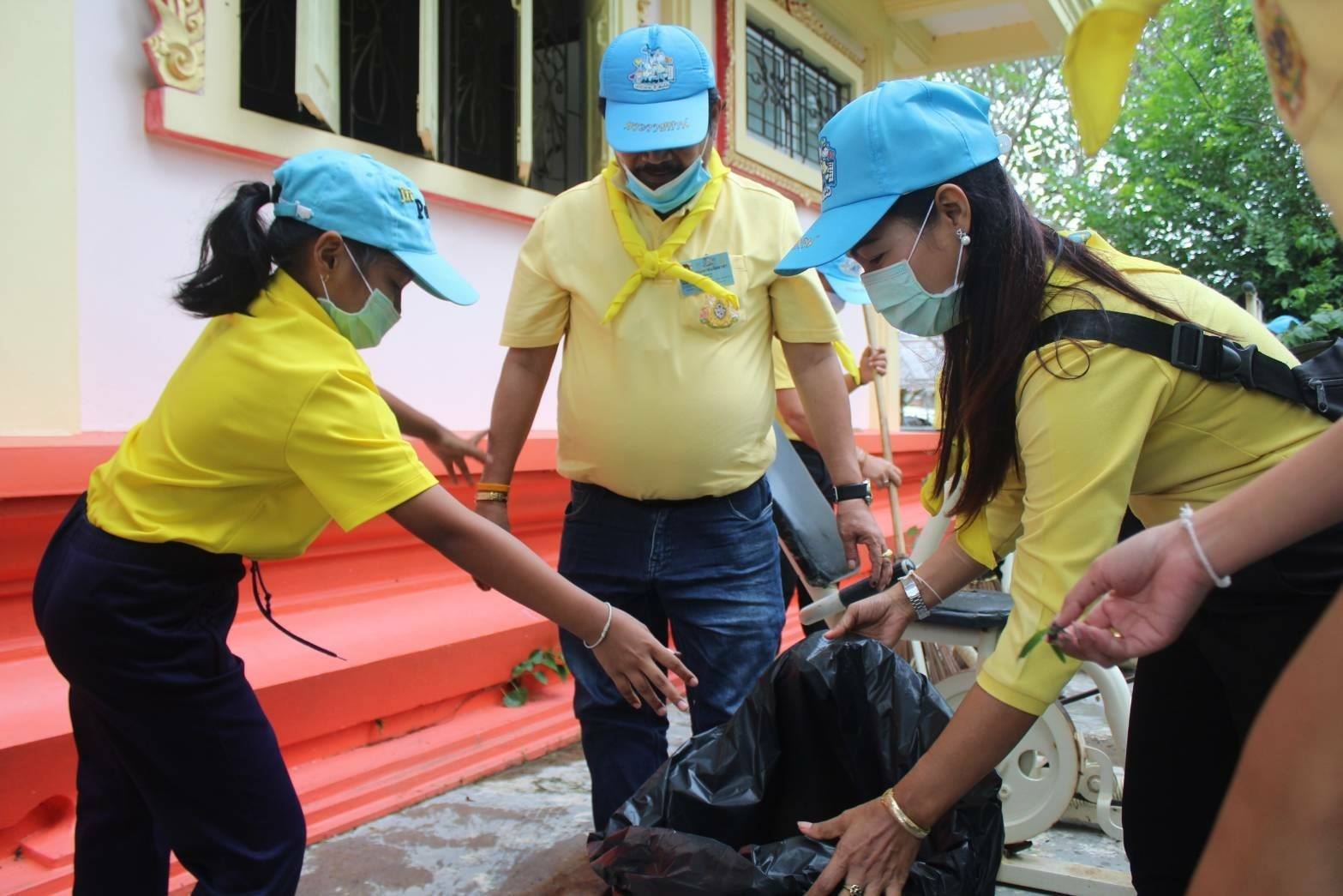 กิจกรรม : 13 ตุลาคม 2563 น้อมรำลึกเนื่องในวันคล้ายวันสวรรคต พระบาทสมเด็จพระบรมชนกาธิเบศร มหาภูมิพลอดุลยเดชมหาราช บรมนาถบพิตร