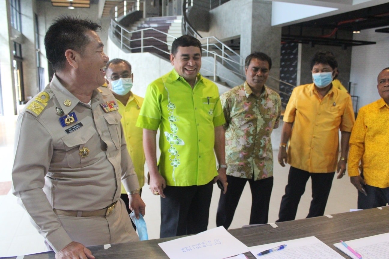 กิจกรรม : ผู้ว่าฯ ปัตตานี มอบแนวทางการขับเคลื่อนยุทธศาสตร์การพัฒนาจังหวัดปัตตานี สู่การพัฒนาชุมชนที่ยั่งยืน