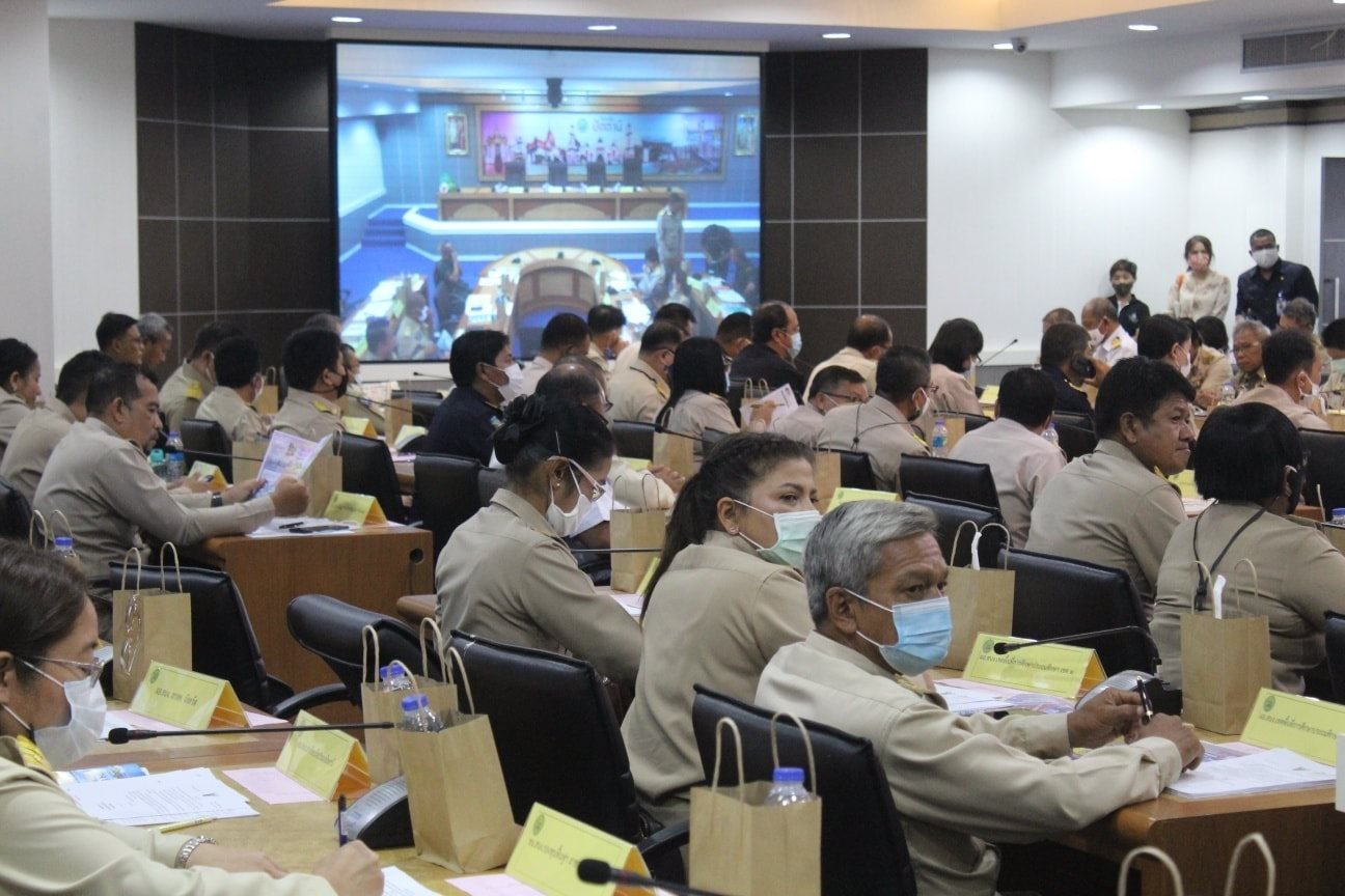 กิจกรรม : ผู้ว่าฯ ปัตตานี มอบประกาศเกียรติบัตรเชิดชูเกียรติกลุ่มอาชีพกองทุนพัฒนาบทบาทสตรีดีเด่น จังหวัดปัตตานี