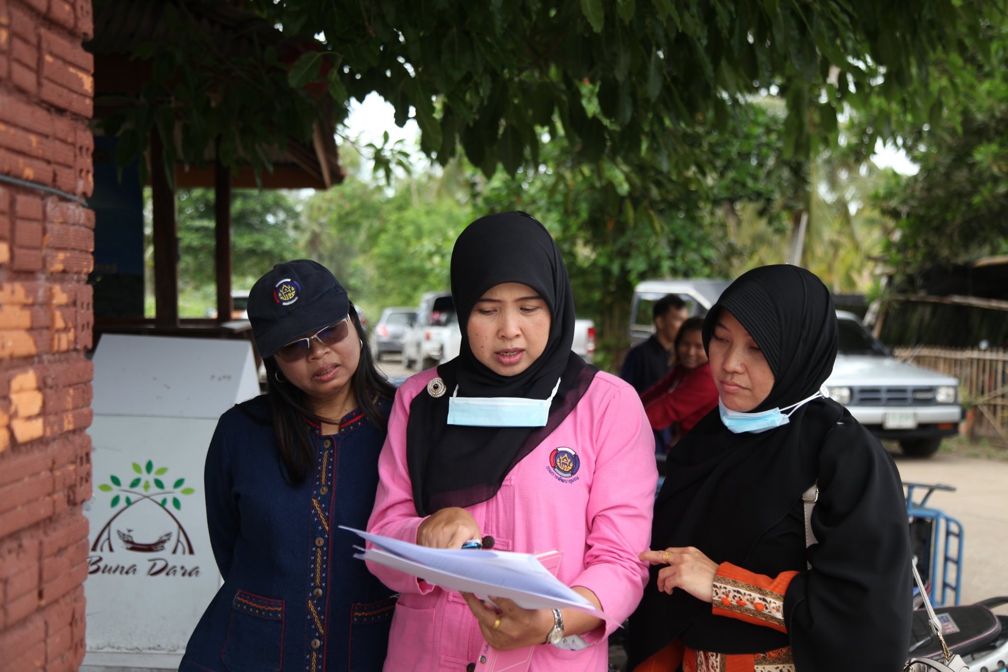 กิจกรรม : พัฒนาชุมชนปัตตานี ติดตามผลการยกระดับคุณภาพชีวิตครัวเรือนเป้าหมายตกเกณฑ์ด้านรายได้ และการดำเนินงานชุมชนท่องเที่ยว OTOP นวัตวิถี