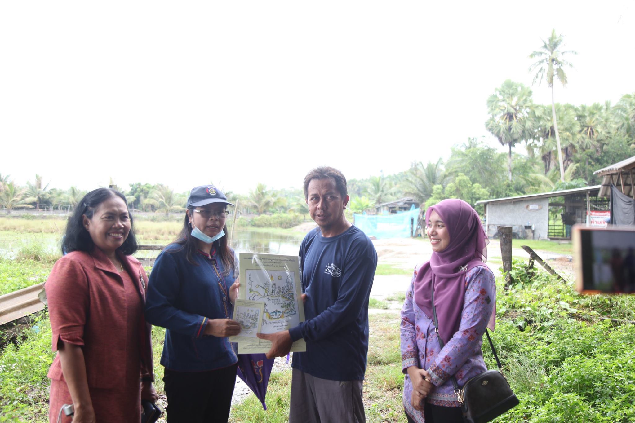 กิจกรรม : พช.ปัตตานี ลงพื้นที่ อำเภอยะหริ่ง เตรียมความพร้อมพื้นที่เป้าหมายการดำเนินงาน “โคก หนอง นา โมเดล”