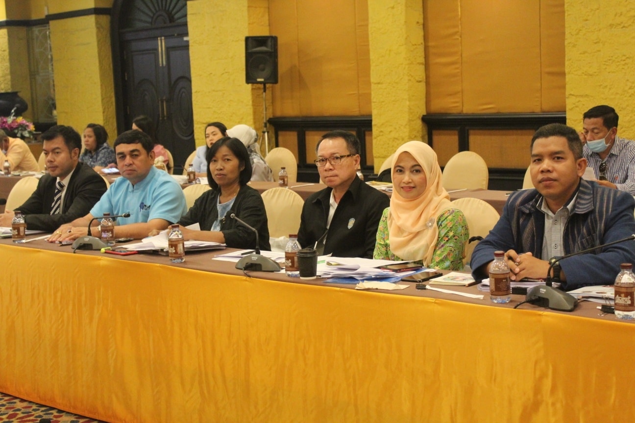 กิจกรรม : (วัน2) พช.ปัตตานี ร่วมนำเสนอโครงการตามแผนปฏิบัติราชการประจำปี ของกลุ่มจังหวัดภาคใต้ชายแดน ประจำปีงบประมาณ พ.ศ.2565