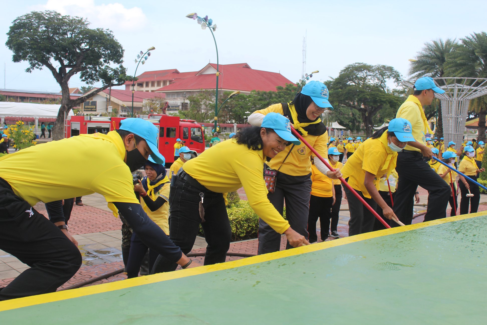 กิจกรรม : จิตอาสาฯ เนื่องในวันคล้ายวันพระบรมราชสมภพพระบาทสมเด็จพระบรมชนกาธิเบศร มหาภูมิพลอดุลยเดชมหาราช บรมนาถบพิตร / วันชาติ /วันพ่อแห่งชาติ 5 ธันวาคม 2563