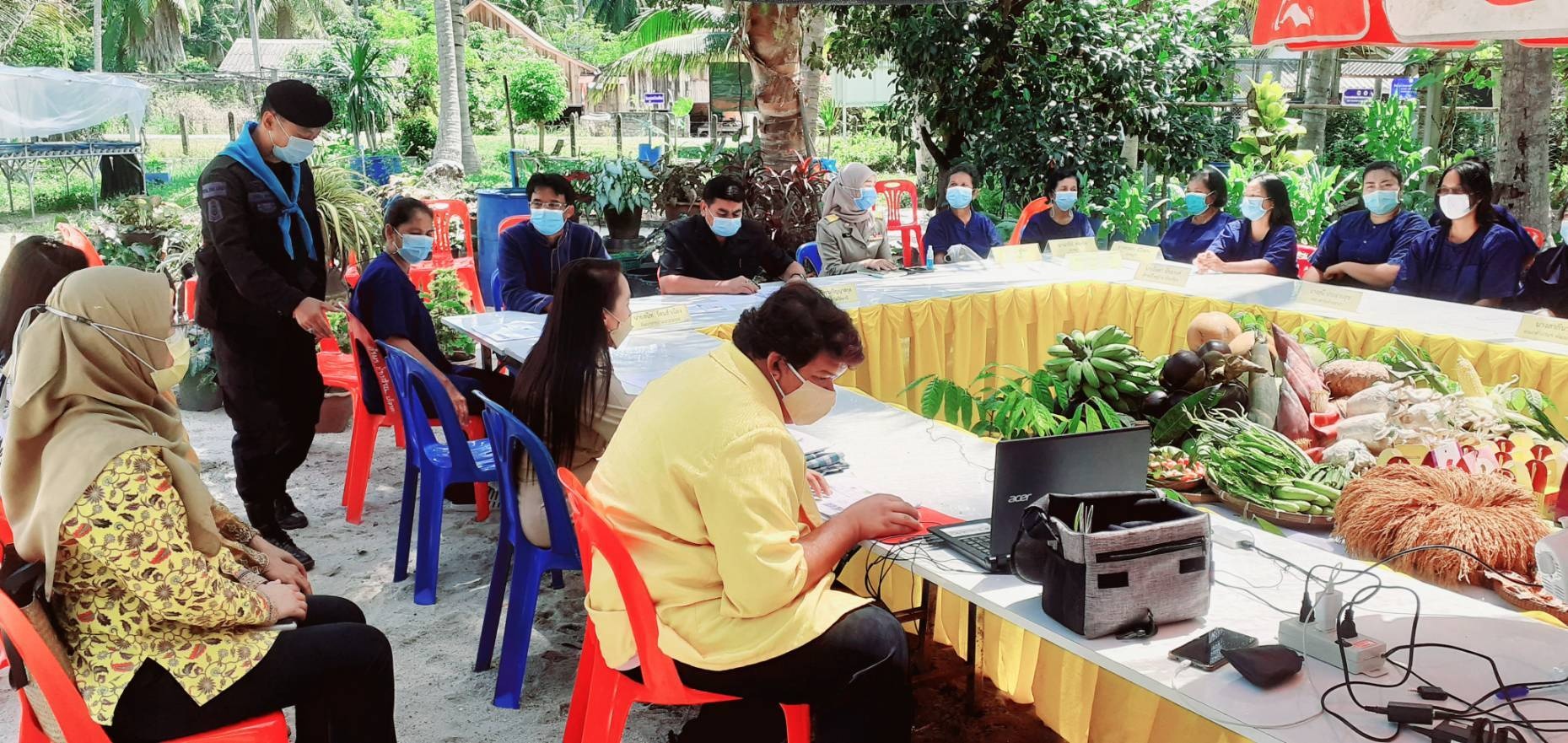 พช.ปัตตานี ค้นหาต้นแบบผู้นำการเปลี่ยนแปลงที่ใช้พลังชุมชนสร้างภูมิคุ้มกันทางสังคม บูรณาการงานพัฒนาชุมชน สร้างความมั่นคงด้านอาหาร ฝ่าวิกฤต COVID-19