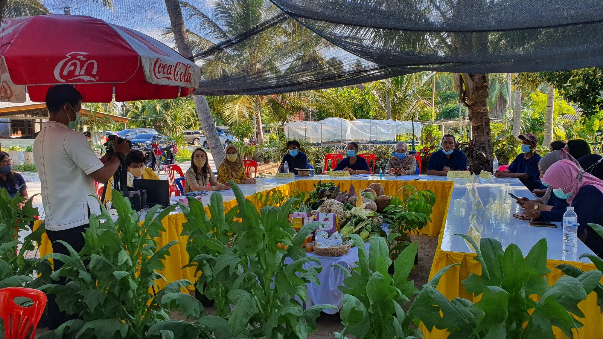 พช.ปัตตานี ค้นหาต้นแบบผู้นำการเปลี่ยนแปลงที่ใช้พลังชุมชนสร้างภูมิคุ้มกันทางสังคม บูรณาการงานพัฒนาชุมชน สร้างความมั่นคงด้านอาหาร ฝ่าวิกฤต COVID-19