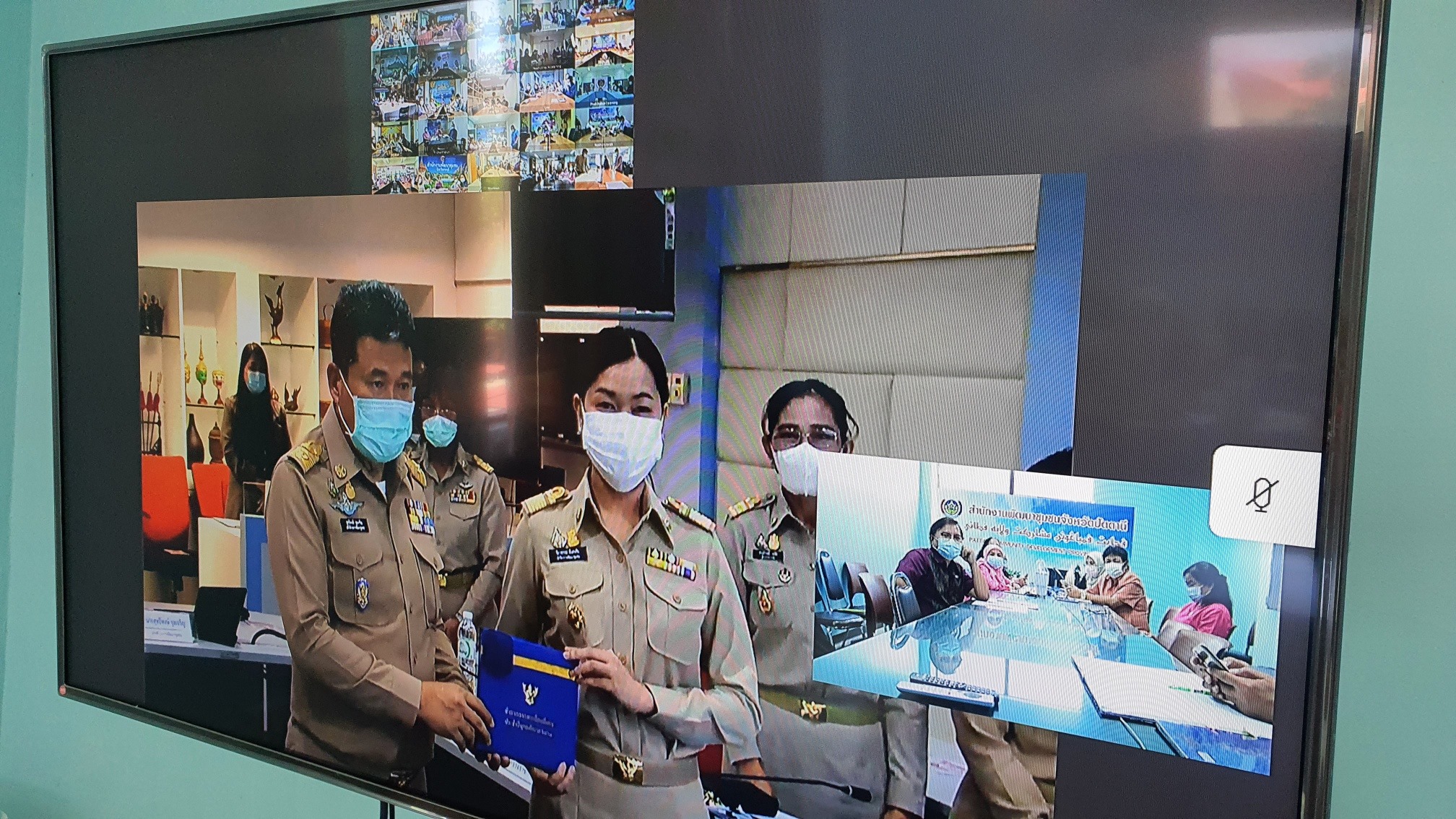 รับฟังการประชุมกรมการพัฒนาชุมชน ครั้งที่ 5/2564 ผ่านระบบวีดิทัศน์ทางไกล ( Video Conference )