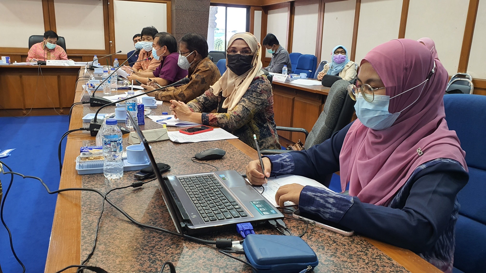 พช.ปัตตานี ร่วมประชุมคณะอนุกรรมการบริหารกองทุนพัฒนาบทบาทสตรีระดับจังหวัด ครั้งที่ 4/2564
