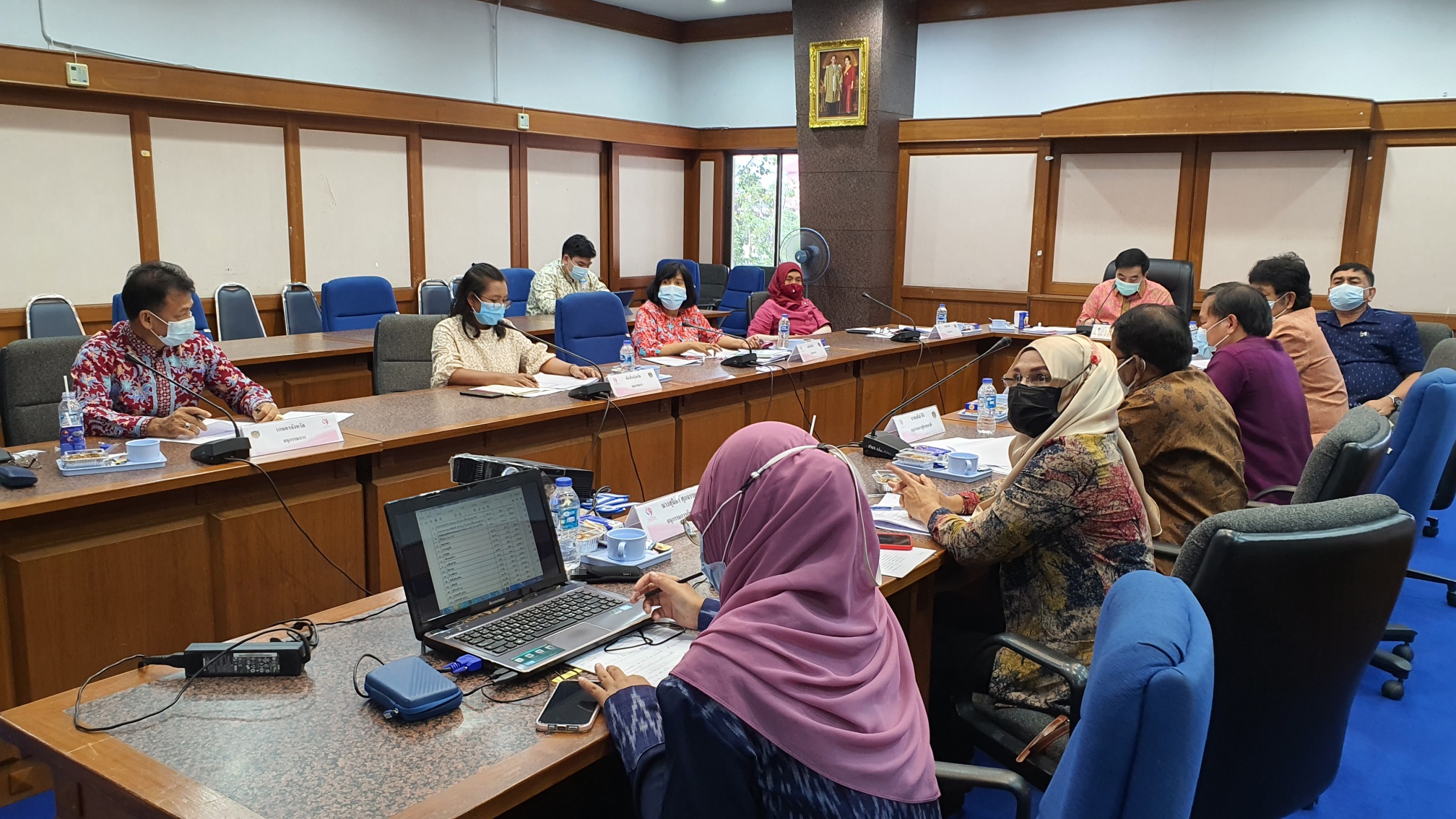 พช.ปัตตานี ร่วมประชุมคณะอนุกรรมการบริหารกองทุนพัฒนาบทบาทสตรีระดับจังหวัด ครั้งที่ 4/2564