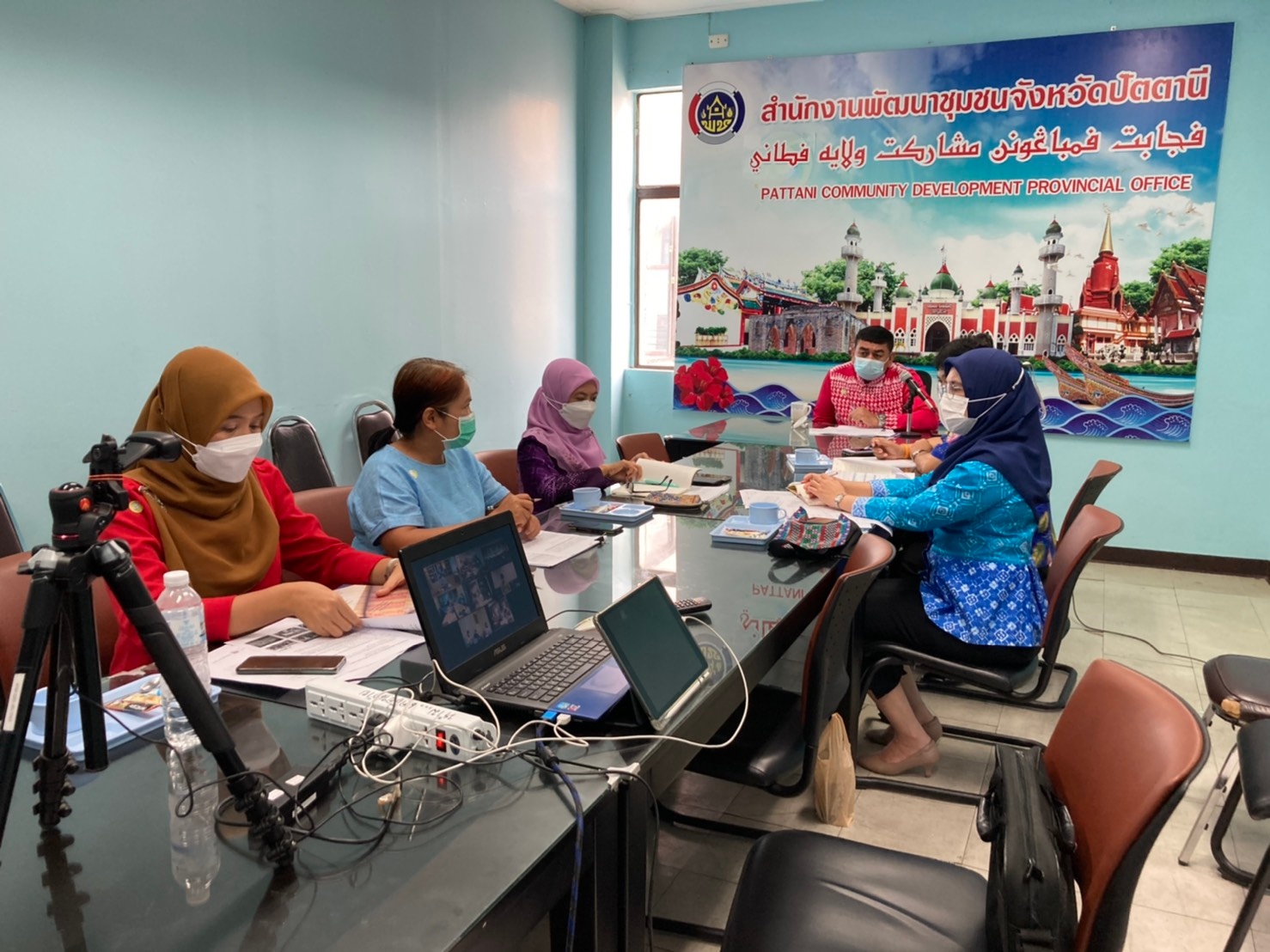 ติดตามผล “โคก หนอง นา กรมการพัฒนาชุมชน” ระดับภาค ผ่านระบบประชุมออนไลน์ ด้วยโปรแกรม ZOOM meeting