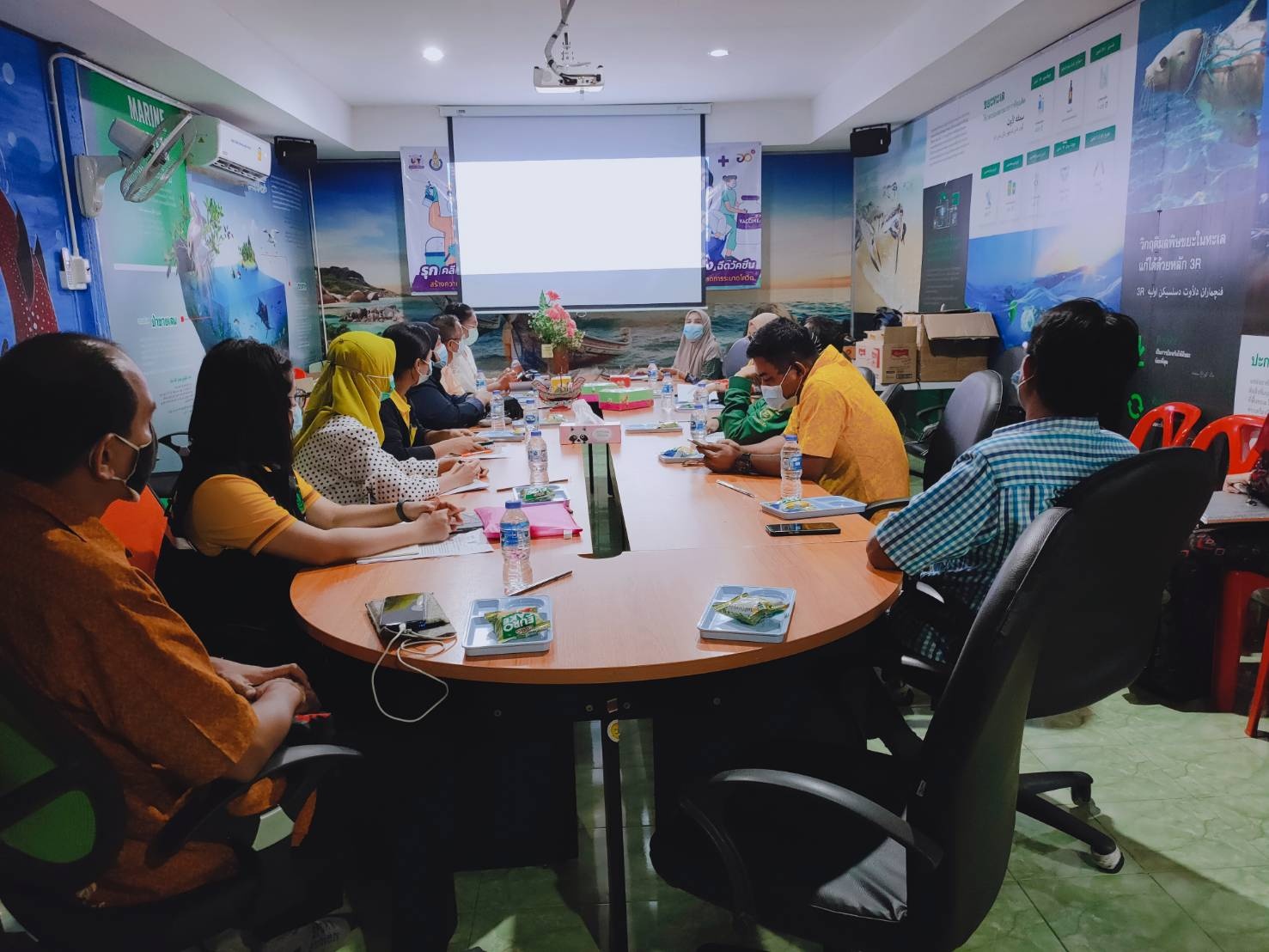 พช.ปัตตานี ร่วมขับเคลื่อนยุทธศาสตร์สานพลังประชารัฐ เพื่อเศรษฐกิจฐานราก เพิ่มรายได้ให้กับชุมชนอย่างยั่งยืน