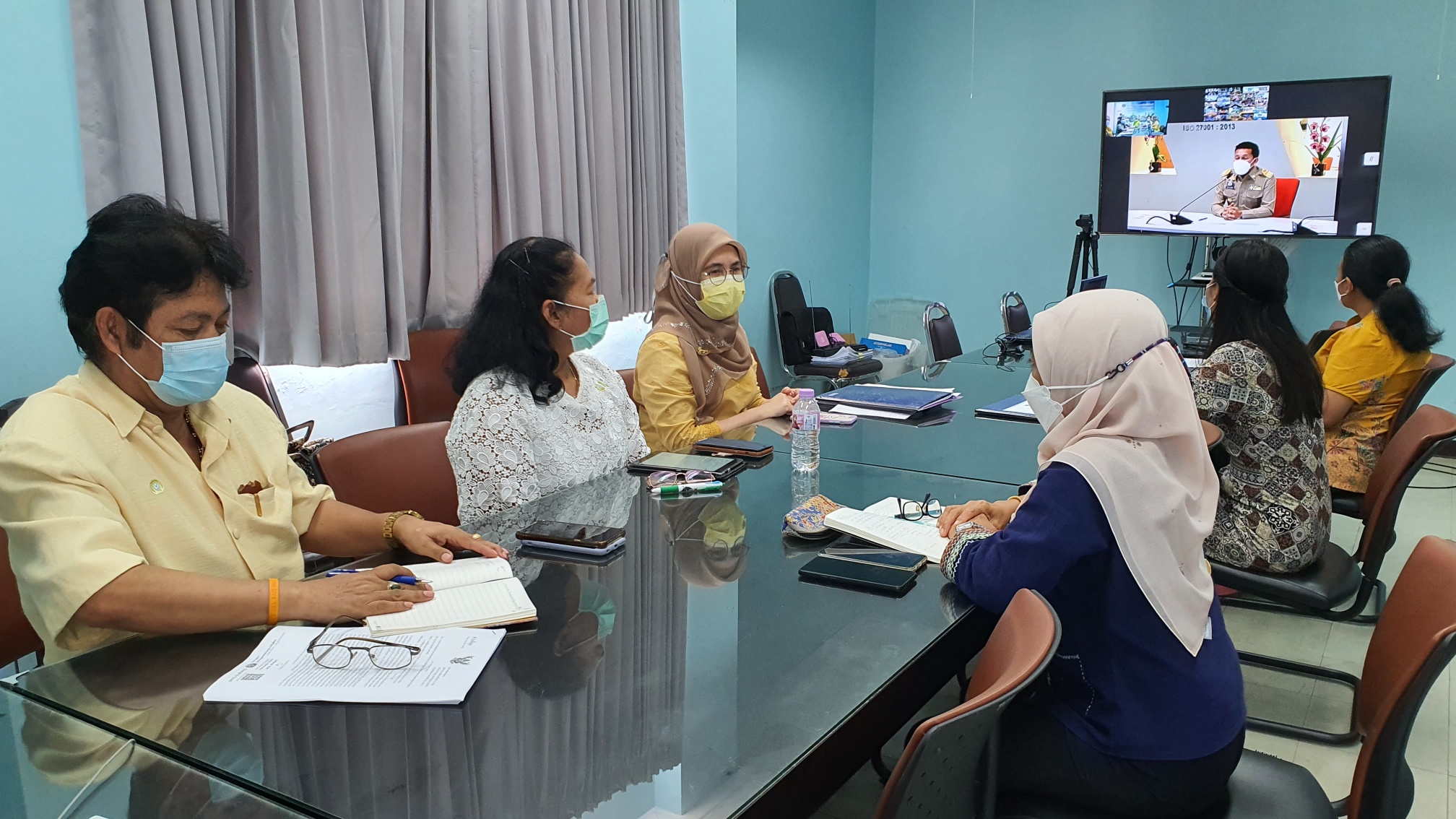 รับฟังการประชุม conference ประชุมทบทวนการบริหารกำลังคนในตำแหน่งประเภทวิชาการภายใต้กลุ่มงานในสังกัดส่วนกลางและส่วนภูมิภาค(จังหวัด) ครั้งที่ 1/2564 ผ่านระบบวีดีทัศน์ทางไกล