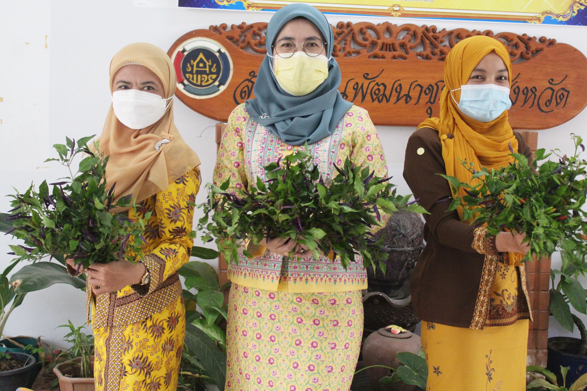 “ปลูกผักแบ่งปัน สร้างวัฒนธรรมการปลูกผักอย่างต่อเนื่อง” ขับเคลื่อนแผนปฏิบัติการ 90 วัน ปลูกผักสวนครัวเพื่อสร้างความมั่นคงทางอาหาร (รอบ 2)