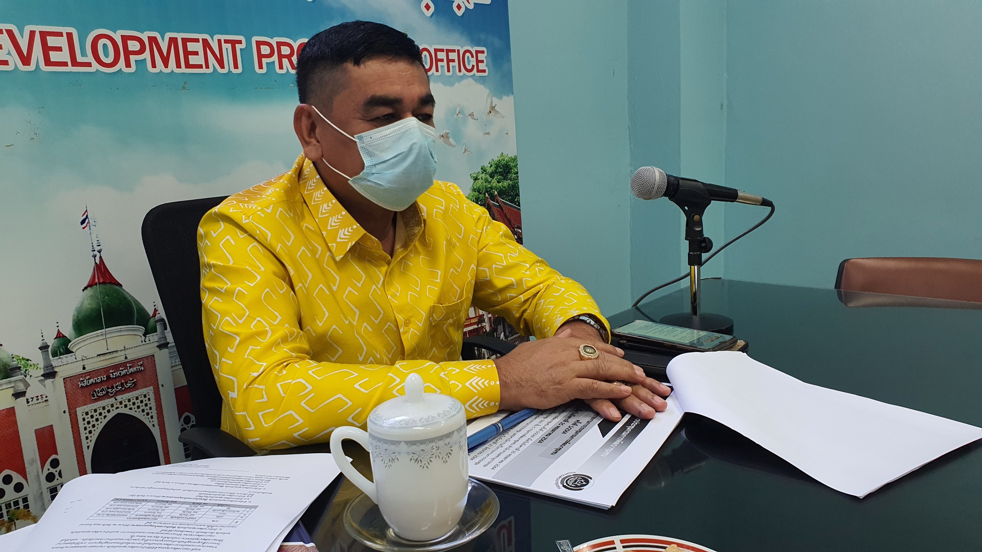 รับฟังการประชุมกรมการพัฒนาชุมชน ครั้งที่ 6/2564 ผ่านระบบวีดิทัศน์ทางไกล ( Video Conference )