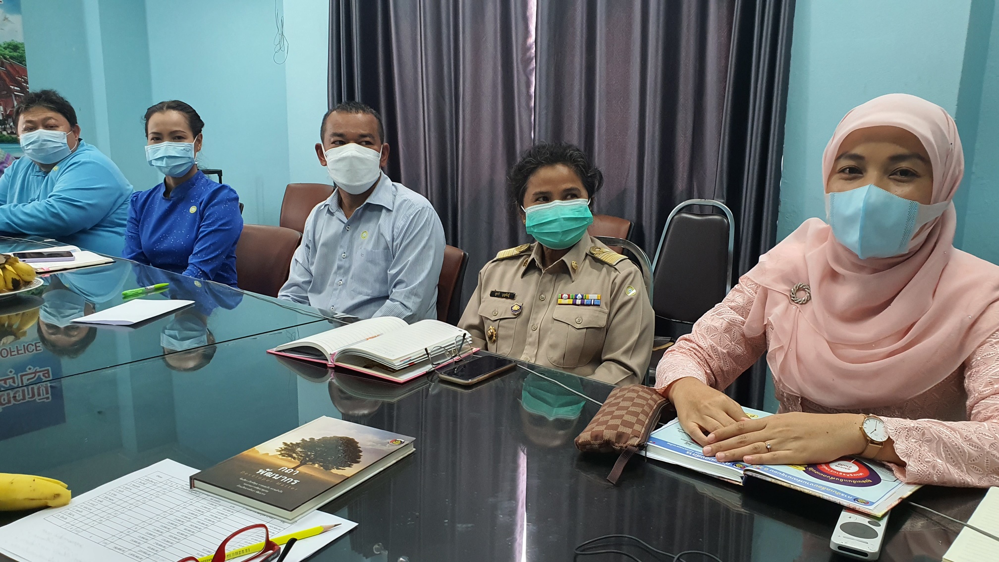 พช.ปัตตานี ร่วมประชุมกรมการพัฒนาชุมชน ประจำเดือนตุลาคม ผ่านระบบการประชุมทางไกล (Video Conference) 76 จังหวัดทั่วประเทศ