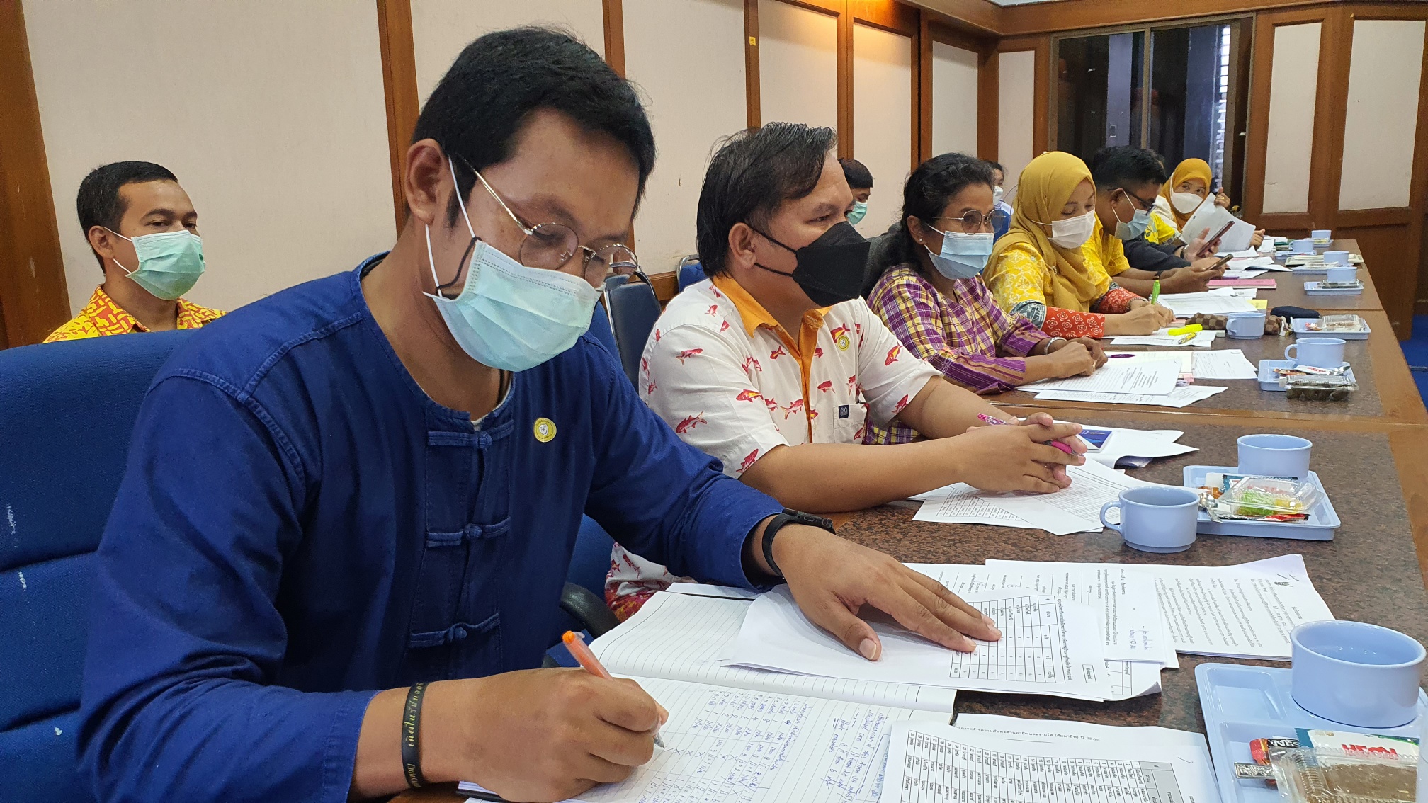 พัฒนาชุมชนจังหวัดปัตตานี ประชุมประจำเดือนตุลาคม พร้อมขับเคลื่อนงานพัฒนาชุมชน ปีงบประมาณ พ.ศ.2565