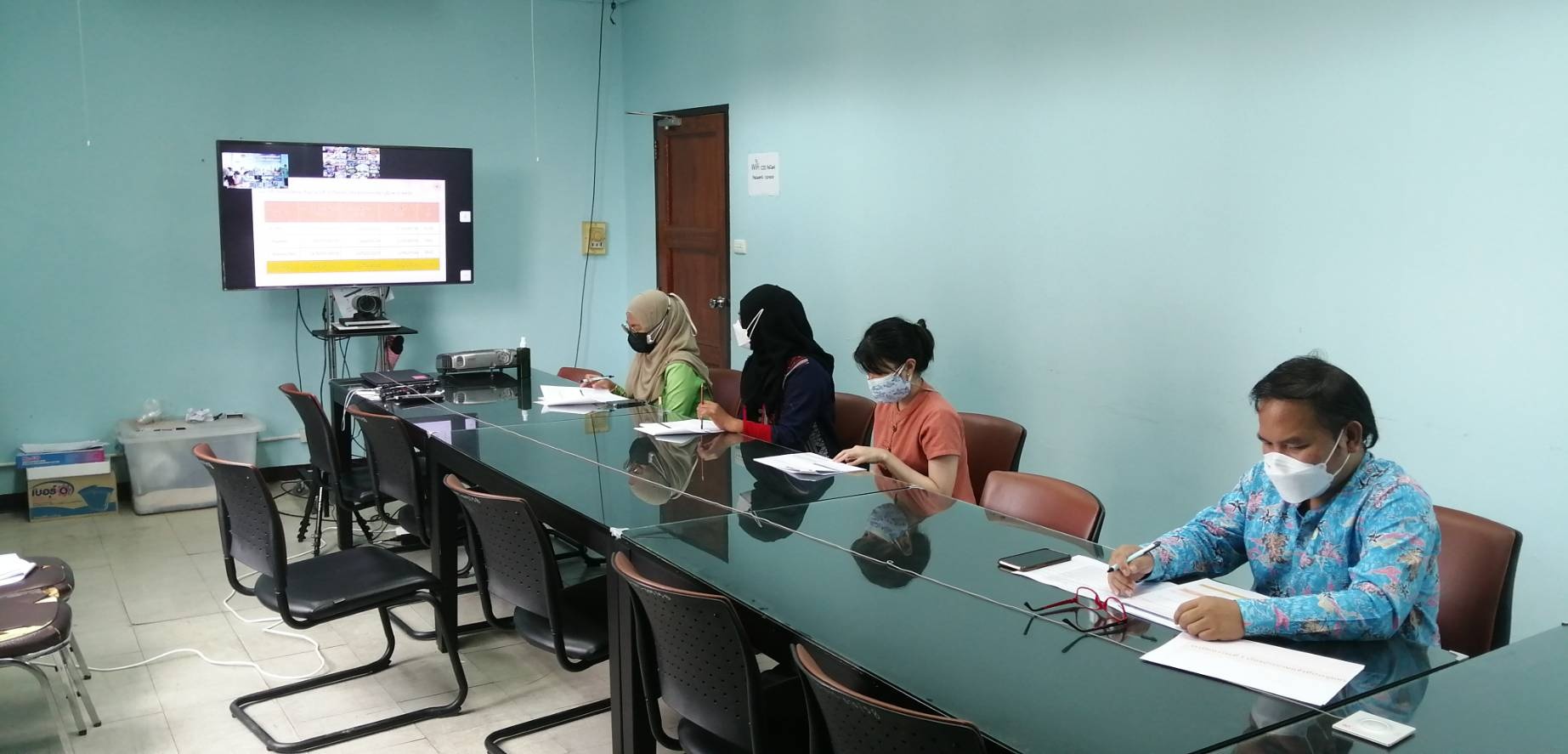 พช.ปัตตานี ร่วมประชุมชี้แจง เร่งรัด กำกับ ติดตาม การดำเนินงานกองทุนพัฒนาบทบาทสตรี