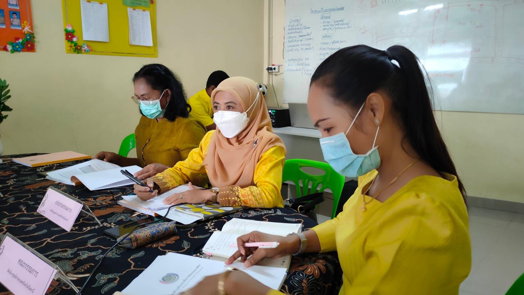 พัฒนาชุมชนปัตตานี เยี่ยมชมและตรวจเยี่ยมการดำเนินงานด้านการจัดทำข้อมูลและสารสนเทศชุมชน