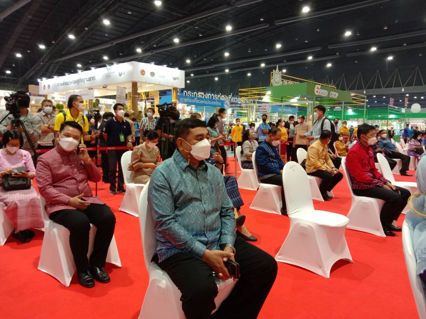 ยิ่งใหญ่!อลังการ! จังหวัดปัตตานี ร่วมพิธีเปิดงานโอทอปไทย สู้ภัยโควิด – 19