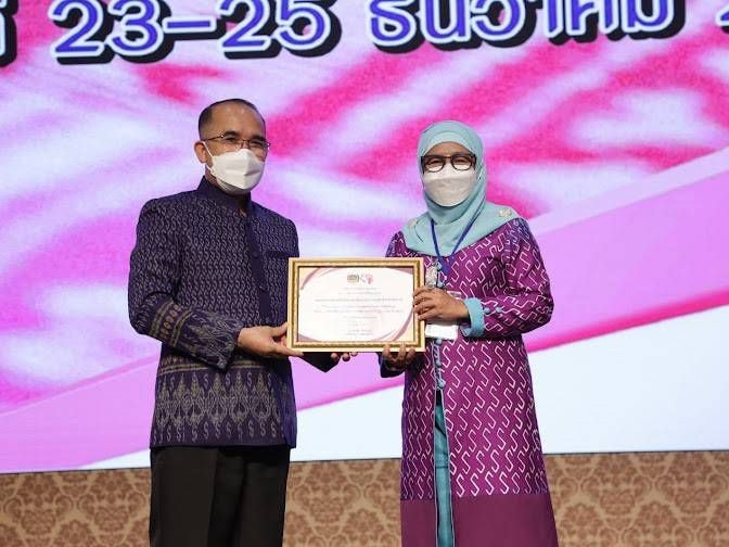 พช.ปัตตานี ร่วมผลักดัน “กองทุนพัฒนาบทบาทสตรี” สร้างความมั่นคงด้านอาชีพ สู่ความเข้มแข็งในชุมชน