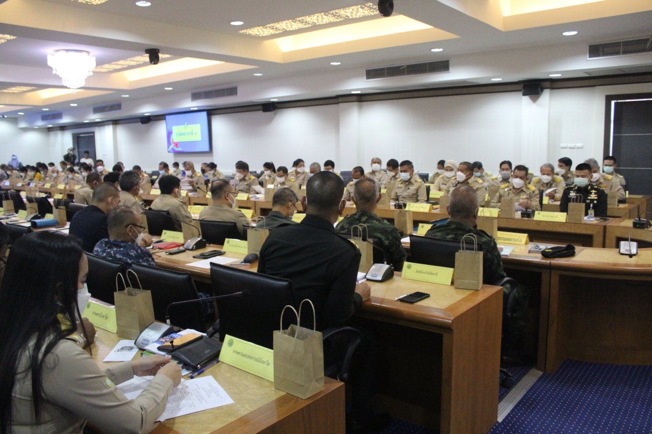 ผู้ว่าฯ ปัตตานี ประกาศ “วาระจังหวัดปัตตานี” เรื่องการขจัดความยากจนและพัฒนาคนทุกช่วงวัยอย่างยั่งยืนตามหลักปรัชญาของเศรษฐกิจพอเพียง