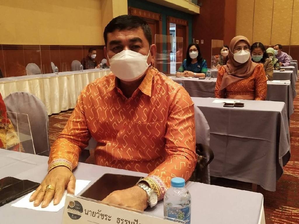 พช.ปัตตานี ร่วมประชุมติดตามผลการปฏิบัติงานของหน่วยรับตรวจ รายไตรมาส  ปีงบประมาณ พ.ศ.2565