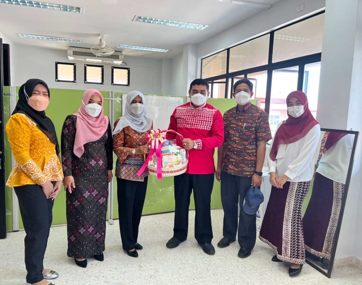 สร้างสุขในองค์กร สดใสชื่นมื่น ต้อนรับปีใหม่ พ.ศ. 2565