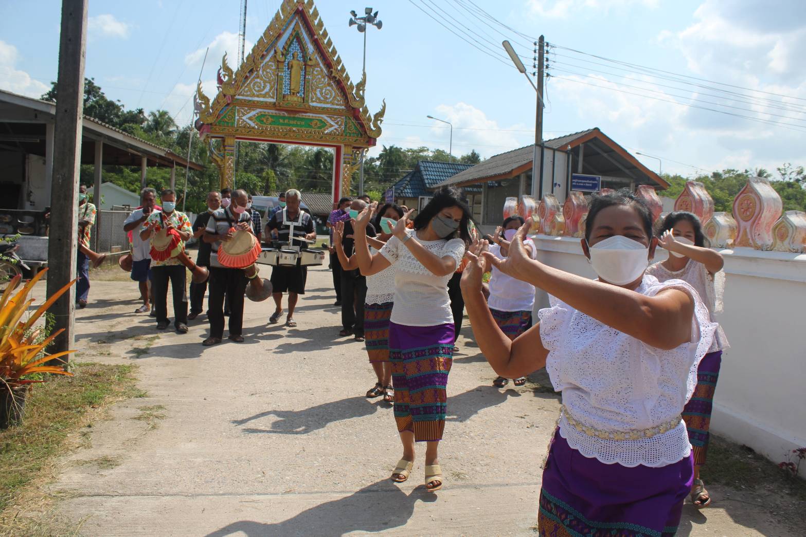 ผู้ตรวจราชการกรมการพัฒนาชุมชน ชื่นชมการขับเคลื่อนกิจกรรมและสนับสนุนการดำเนินงานเพื่อการพัฒนาชุมชน จังหวัดปัตตานี