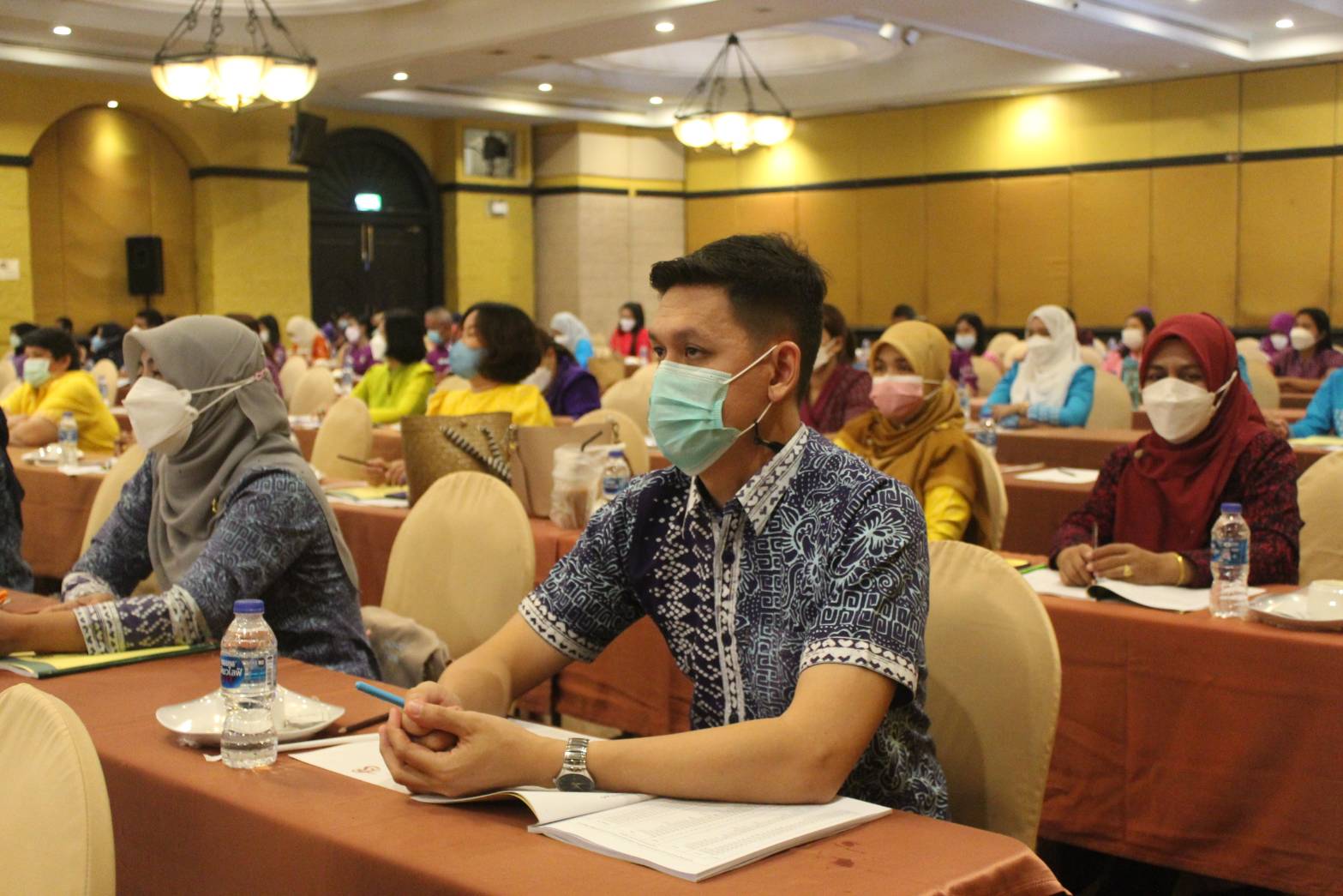 ผู้ตรวจราชการกรมฯ ลงพื้นที่ปัตตานี ติดตามผลการขับเคลื่อนภารกิจงานพัฒนาชุมชน จัดทำข้อตกลงการปฏิบัติราชการและการประเมินผลการปฏิบัติราชการของข้าราชการสังกัดกรมการพัฒนาชุมชน จังหวัดปัตตานี