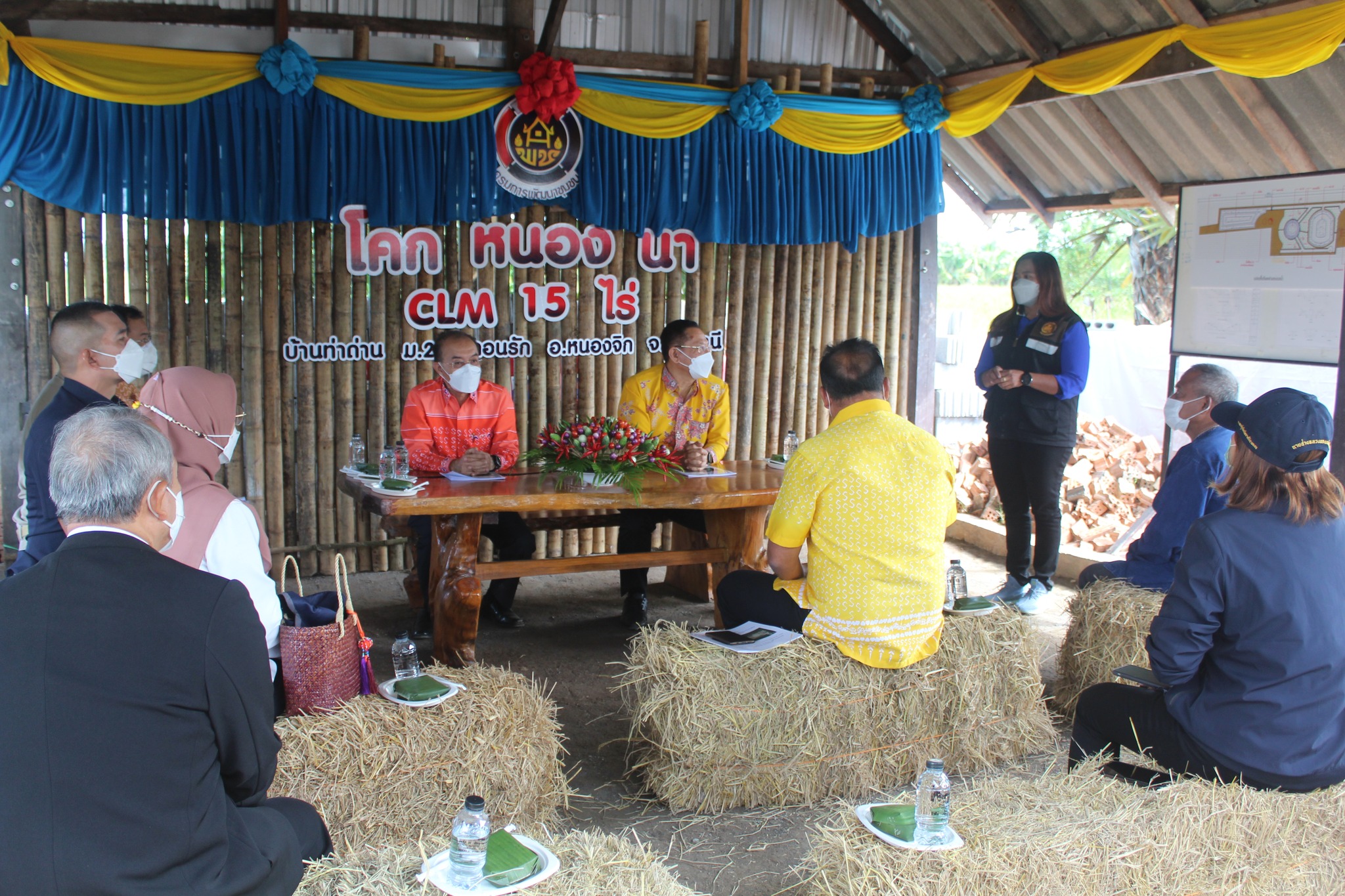ผู้ตรวจราชการกระทรวงมหาดไทย ลงพื้นที่ติดตามผลการพัฒนาพื้นที่ต้นแบบการพัฒนาคุณภาพชีวิตตามหลักทฤษฎีใหม่ ประยุกย์สู่ “โคก หนอง นา กรมการพัฒนาชุมชน” จังหวัดปัตตานี