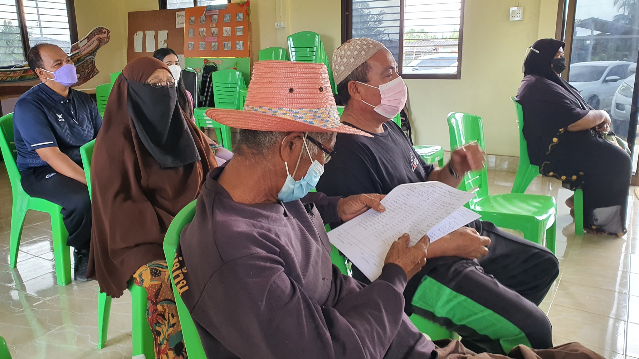 ชาวบ้านปลื้ม! พช.ปัตตานี ผลักดัน”กองทุนแก้ไขปัญหาความยากจน (กข.คจ.)” พัฒนาคุณภาพชีวิตชาวปัตตานี