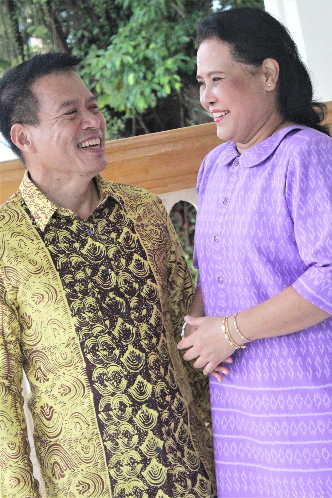 ผู้ว่าฯ ปัตตานี ร่วมเชิดชูความงดงามของผ้าไทย ผ้าถิ่น ผ้าพื้นเมือง เพิ่มคุณค่าด้วยเรื่องราวและความหมายที่งดงาม ยกระดับผ้าไทยให้มีความร่วมสมัย ก้าวสู่ระดับสากล กระจายรายได้สู่ชุมชน