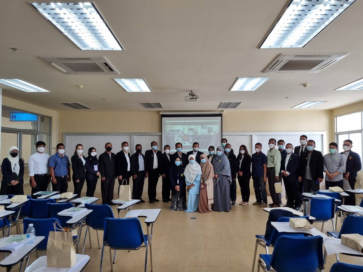 พช.ปัตตานี ร่วมสัมมนาเรื่อง“โอกาส ศักยภาพและความท้าทาย ของจังหวัดชายแดนภาคใต้และของประเทศไทยภายหลังรัฐบาลเปิดศักราชใหม่ของความสัมพันธ์ ไทย-ซาอุดีอาระเบียโดยสมบูรณ์”