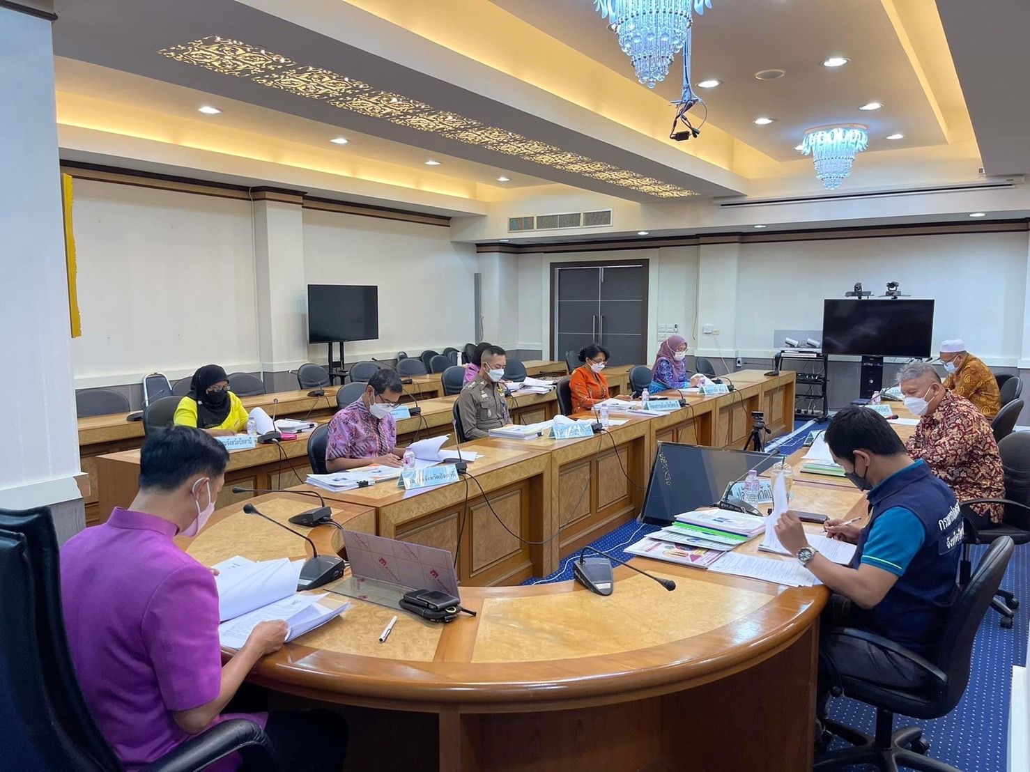 ประชุมพิจารณาคัดเลือกผู้ที่มีผลงานดีเด่น จังหวัดชายแดนภาคใต้ ประจำปี 2564 ของจังหวัดปัตตานี