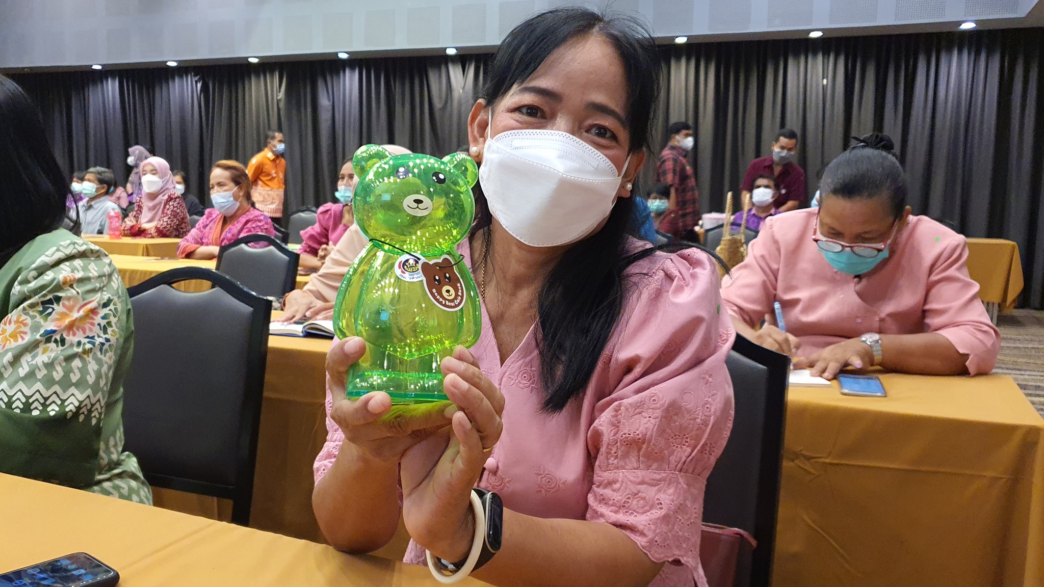 จังหวัดปัตตานี จัดมหกรรมการออม ลดความเหลื่อมล้ำของประชาชน เนื่องในโอกาสครบรอบ 48 ปี ของการก่อตั้งกลุ่มออมทรัพย์เพื่อการผลิต