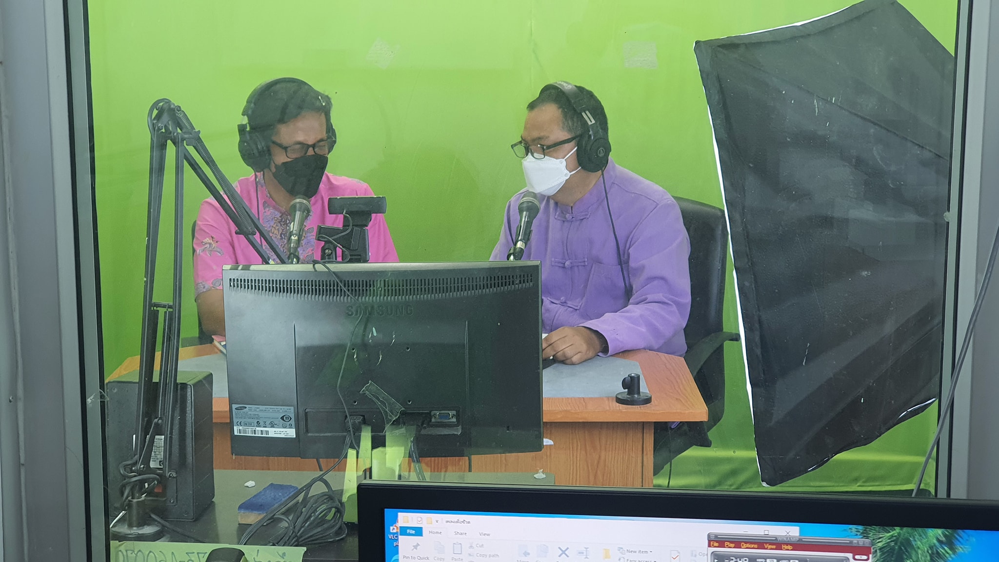 รายการ “มหาดไทย ชวนรู้” สถานีวิทยุกระจายเสียงแห่งประเทศไทย คลื่น 101 MHz ดำเนินรายการโดยสำนักงานพัฒนาชุมชนจังหวัดปัตตานี