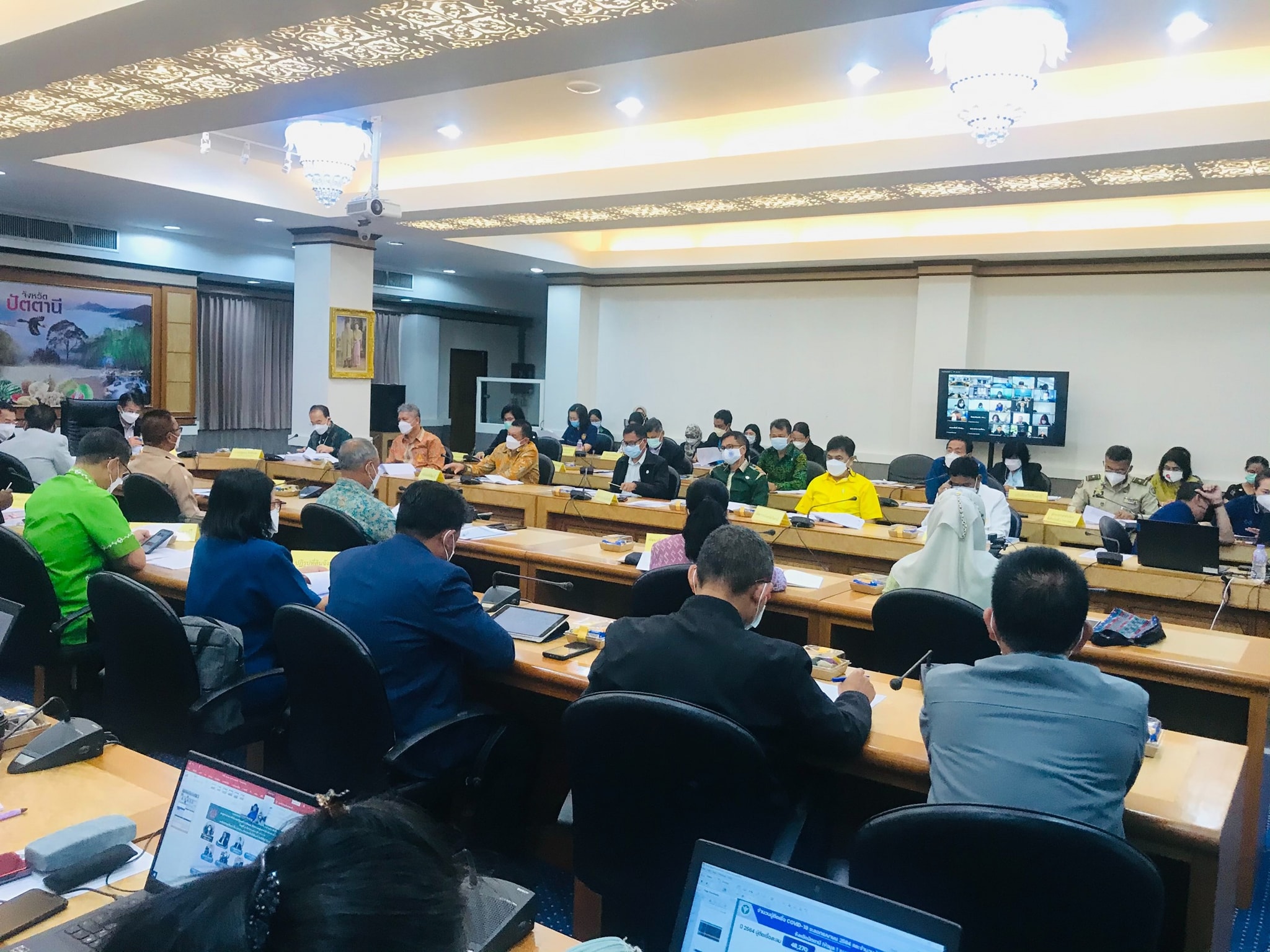 พช.ปัตตานี นำเสนอผลการส่งเสริมเศรษฐกิจฐานราก สร้างความมั่นคงด้านอาชีพและรายได้ตามหลักปรัชญาของเศรษฐกิจพอเพียง