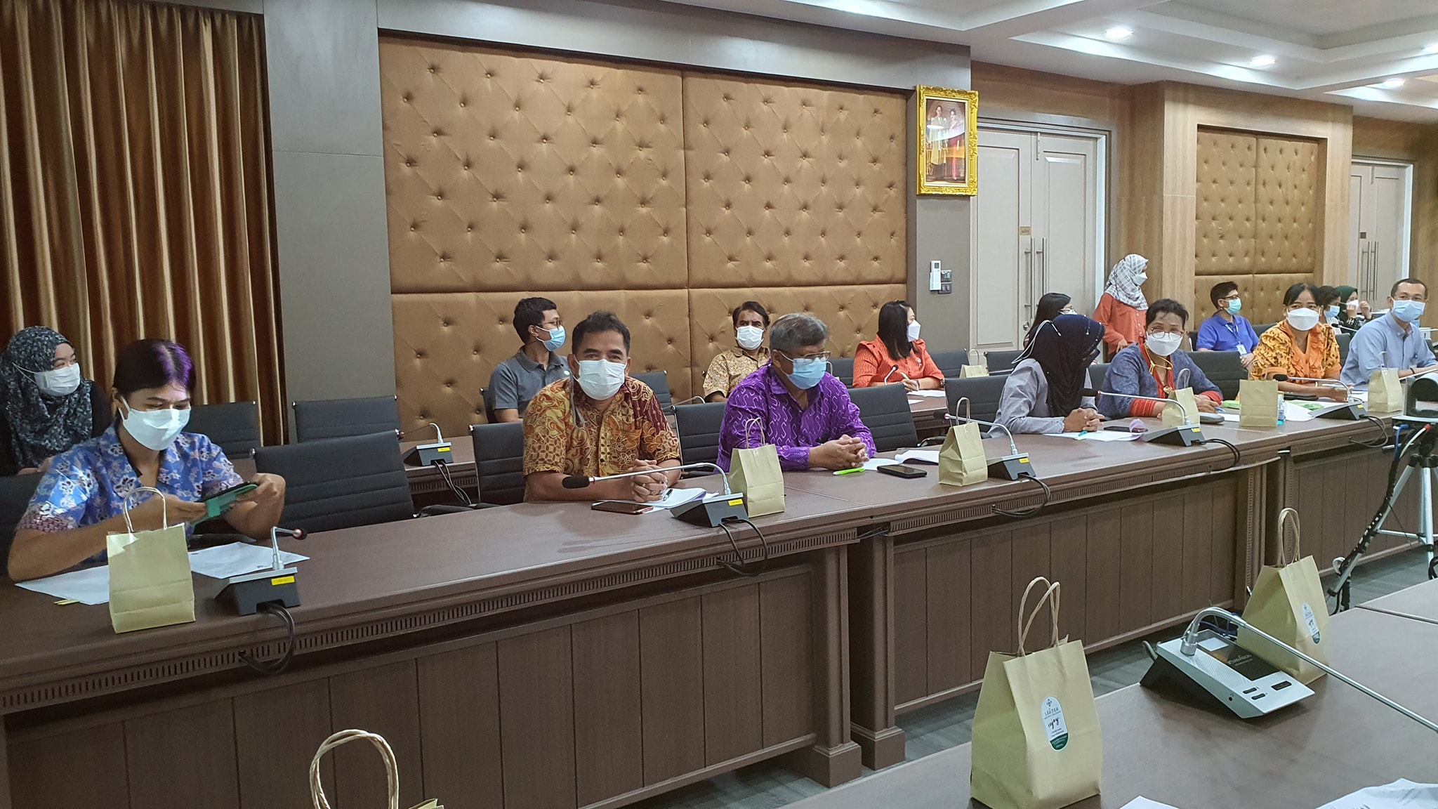 จังหวัดปัตตานี สานพลังประชารัฐ บูรณาการภาครัฐ ภาคเอกชน ภาคประชาชน ยกระดับเศรษฐกิจฐานราก สู่ความเข้มแข็ง มั่นคง มั่งคั่ง ยั่งยืน