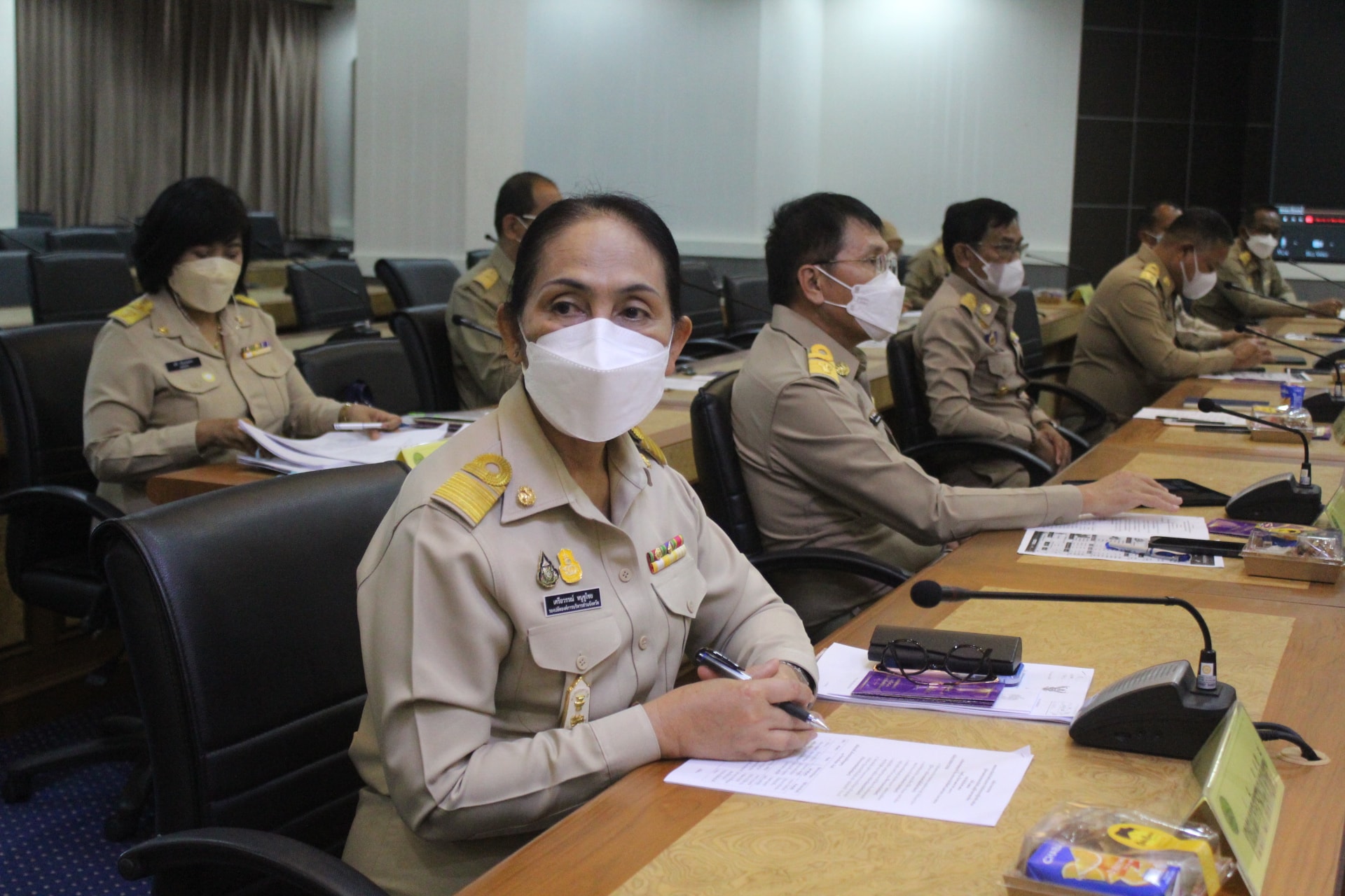 ผู้ว่าฯ ปัตตานี เน้นย้ำทีมปฏิบัติการฯ วิเคราะห์สภาพปัญหาร่วมหาทางออก คร. ใช้หลัก 4ท. คือ ทัศนคติ ทักษะ ทรัพยากรและทางออก ขจัดความยากจนและพัฒนาคนทุกช่วงวัยอย่างยั่งยืนตามหลักปรัชญาของเศรษฐกิจพอเพียง