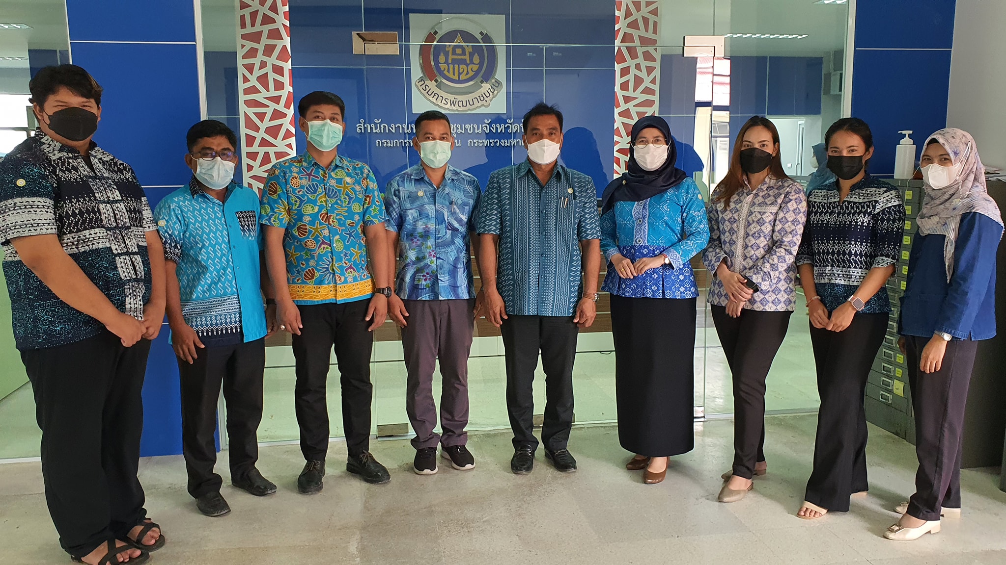 นศุกร์ สนุกกับผ้าถิ่น ผ้าไทย “ผ้าไทยใส่ให้สนุก” ใส่ทุกวันยิ่งสนุกและงดงาม