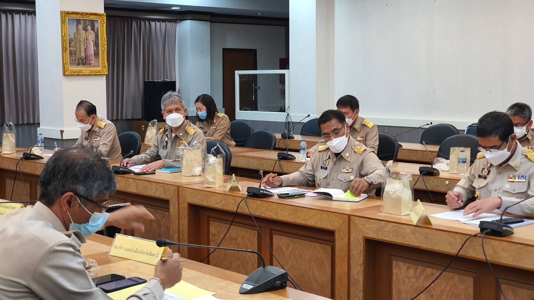 พช.ปัตตานี ร่วมประชุมขับเคลื่อนและติดตามนโยบายของรัฐบาลและภารกิจสำคัญของกระทรวงมหาดไทย (ประจำเดือนเมษายน) ผ่านระบบวีดีทัศน์