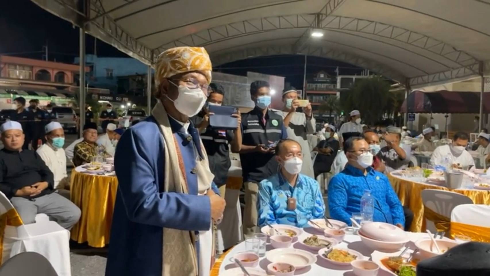 พช.ปัตตานี ร่วมกิจกรรม “ละศีล-อด ในเดือนรอมฎอน (เริ่มรับประทานอาหารมื้อแรกของวัน ในช่วงเทศกาลถือศีล-อด ของชาวมุสลิม) ประจำปี 2565