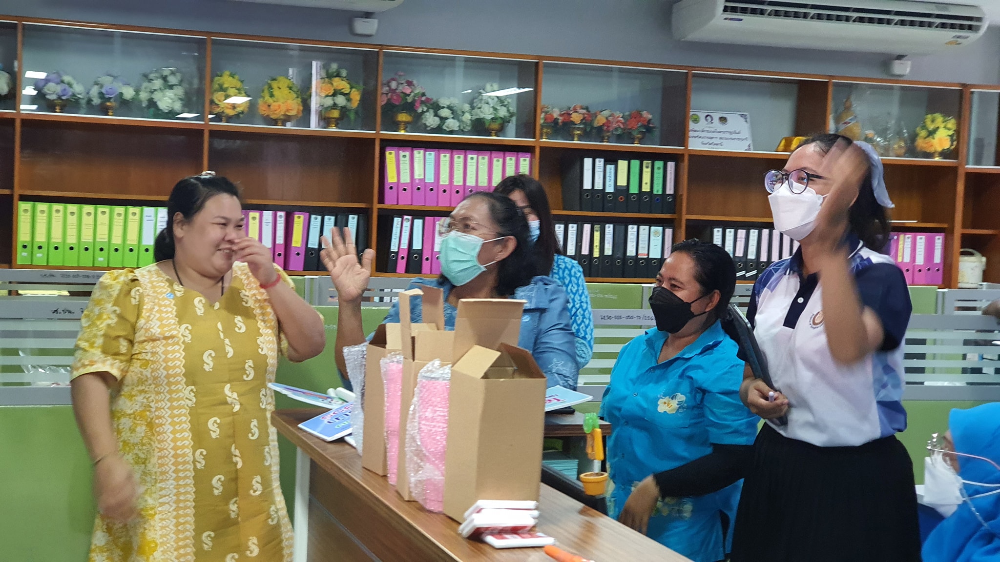 พช.ปัตตานี ร่วมกิจกรรมรณรงค์และส่งเสริมมาตรการลดใช้พลังงานด้านไฟฟ้า