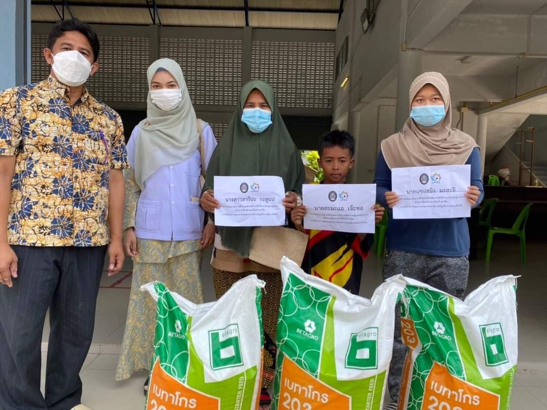 พช.ปัตตานี ร่วมกับ ม.ราชภัฏยะลา จัดกิจกรรม พัฒนาคุณภาพชีวิตประชาชน ยึดปฏิบัติการ 4 ท (คือ ทัศนคติ ทักษะ ทรัพยากรและทางออก)