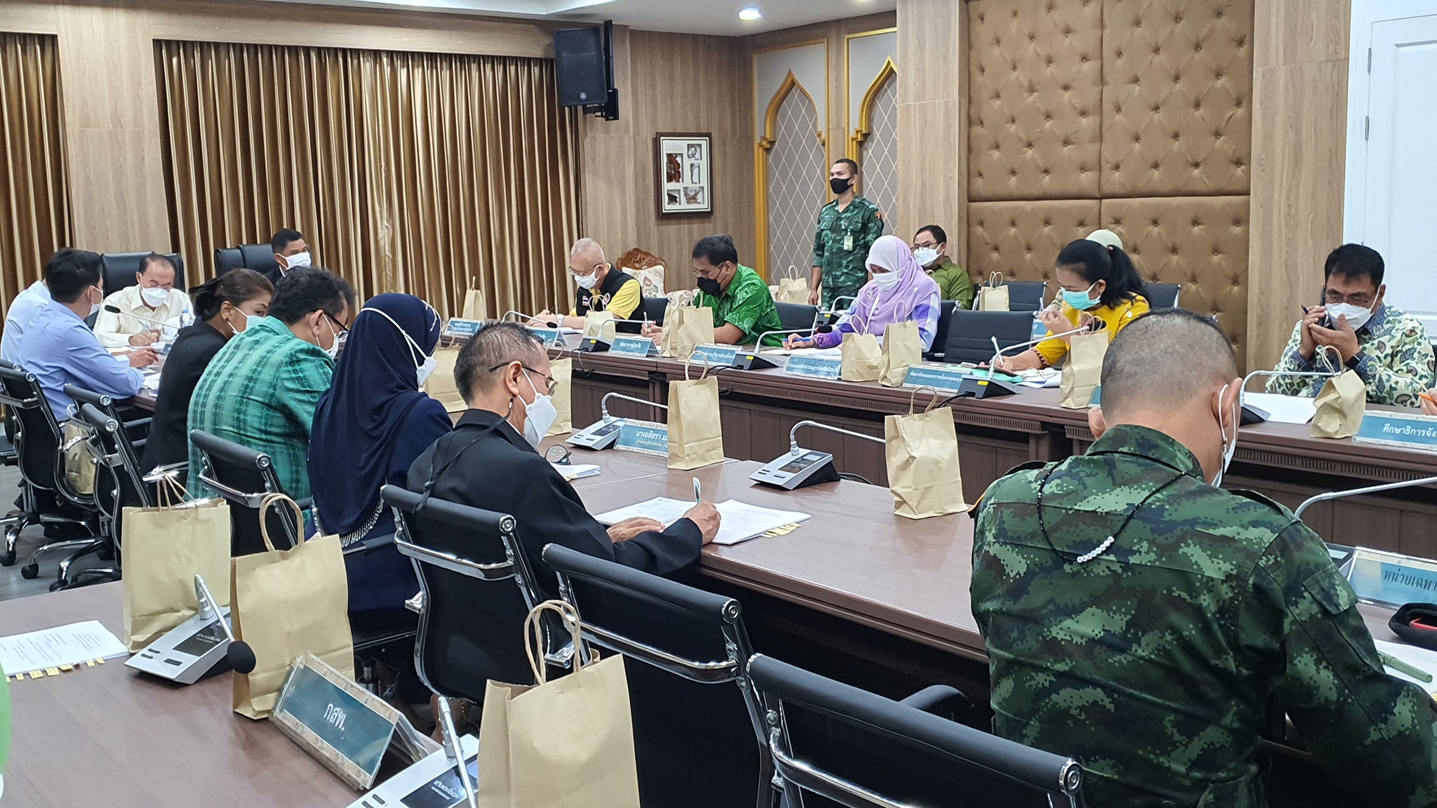 พช.ปัตตานี ร่วมประชุมบูรณาการการดำเนินงานของศูนย์อำนวยการบริหารจังหวัดชายแดนภาคใต้ (ศอ.บต.) กับจังหวัดชายแดนภาคใต้