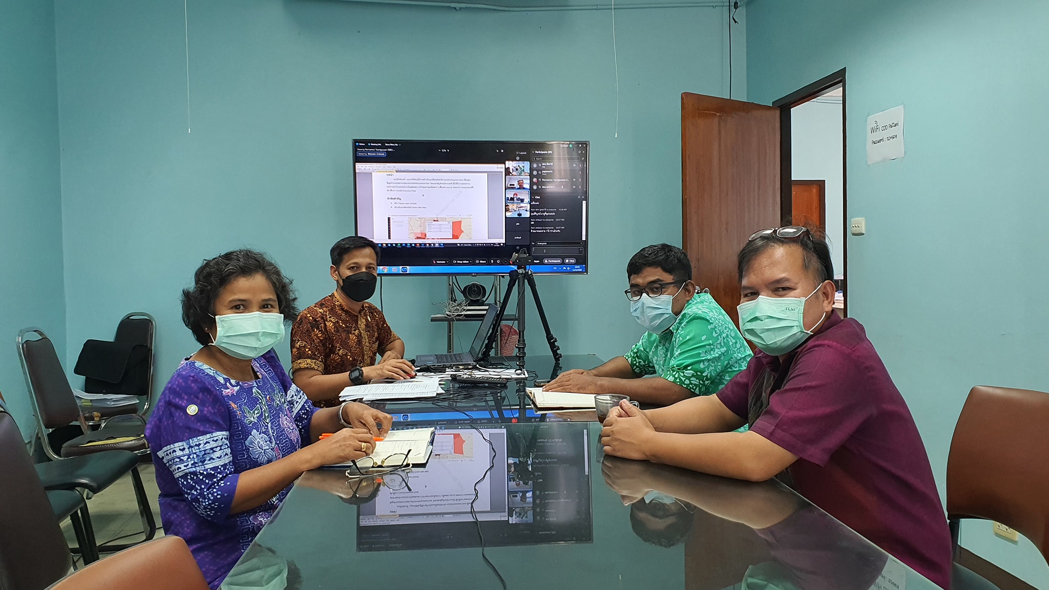 พช.ปัตตานี ร่วมอบรมการใช้โปรแกรมระบบวิเคราะห์และจัดการข้อมูลเพื่อการพัฒนาชุมชน (ArcGIS) ผ่านระบบ Cisco WebEx Meeting