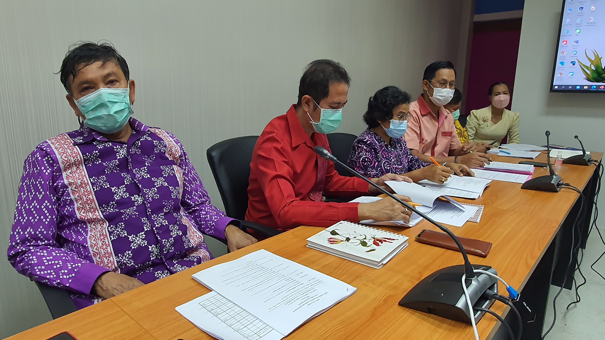 พัฒนาชุมชนจังหวัดปัตตานี ประชุมติดตามการขับเคลื่อนงานพัฒนาชุมชน 12 อำเภอ