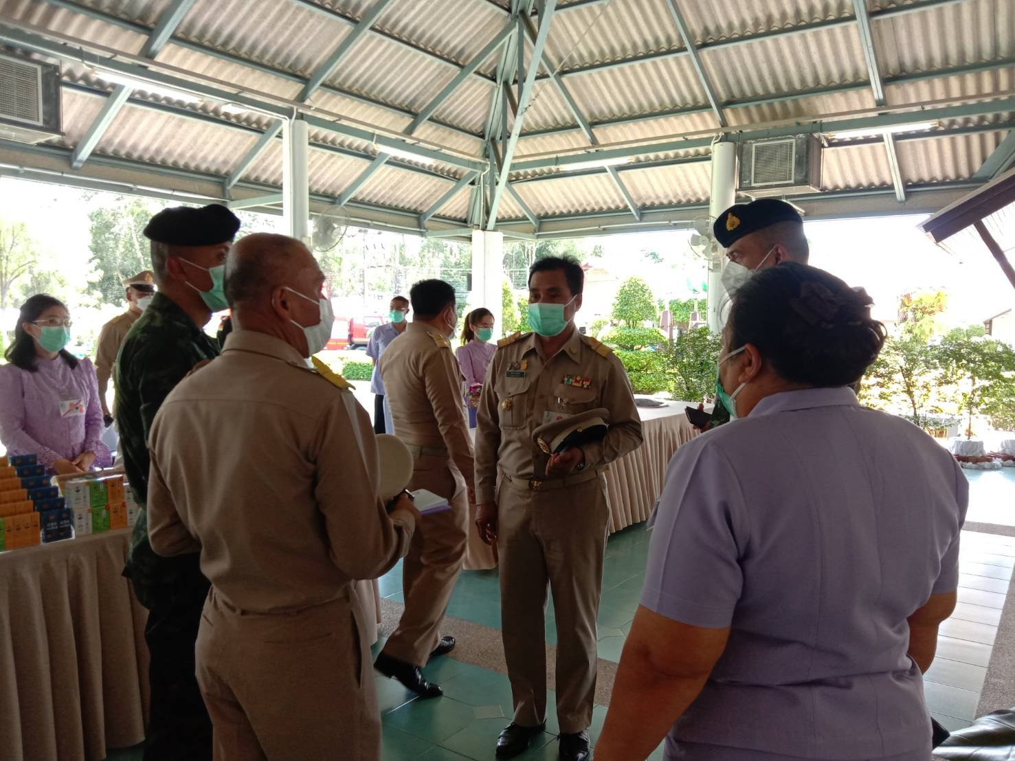 พช.ปัตตานี นำผู้ประกอบการ OTOP และข้าราชการ เฝ้ารับเสด็จ สมเด็จพระกนิษฐาธิราชเจ้า กรมสมเด็จพระเทพรัตนราชสุดาฯ สยามบรมราชกุมารี  เสด็จทอดพระเนตรผลิตภัณฑ์ชุมชน “หนึ่งตำบล หนึ่งผลิตภัณฑ์”