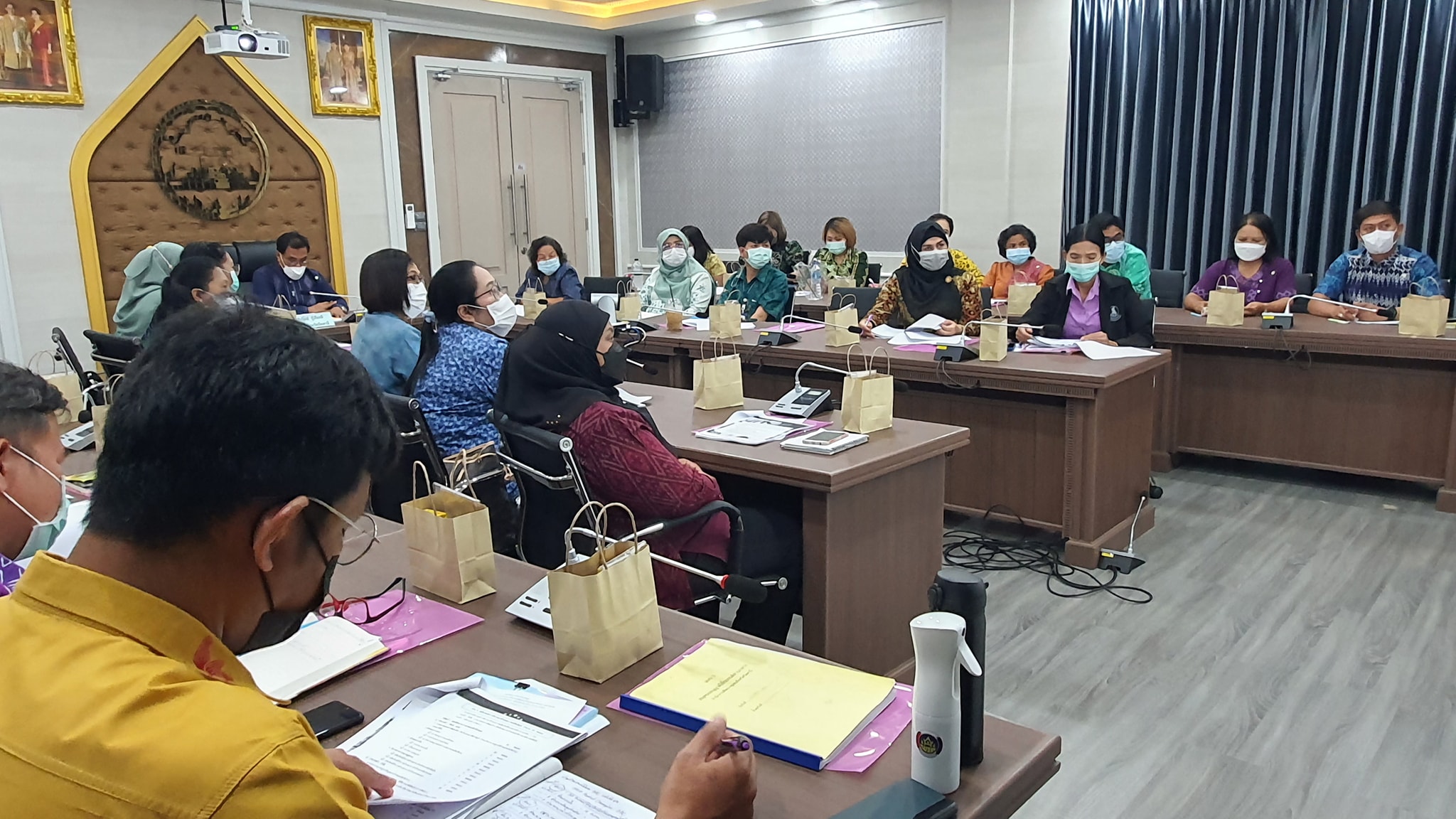 จังหวัดปัตตานี ประชุมพิจารณาตรวจสอบและกลั่นกรองผลิตภัณฑ์ที่สมัครเข้ารับการคัดสรรสุดยอดหนึ่งตำบล หนึ่งผลิตภัณฑ์ไทย (OTOP Poroduct Champion : OPC)