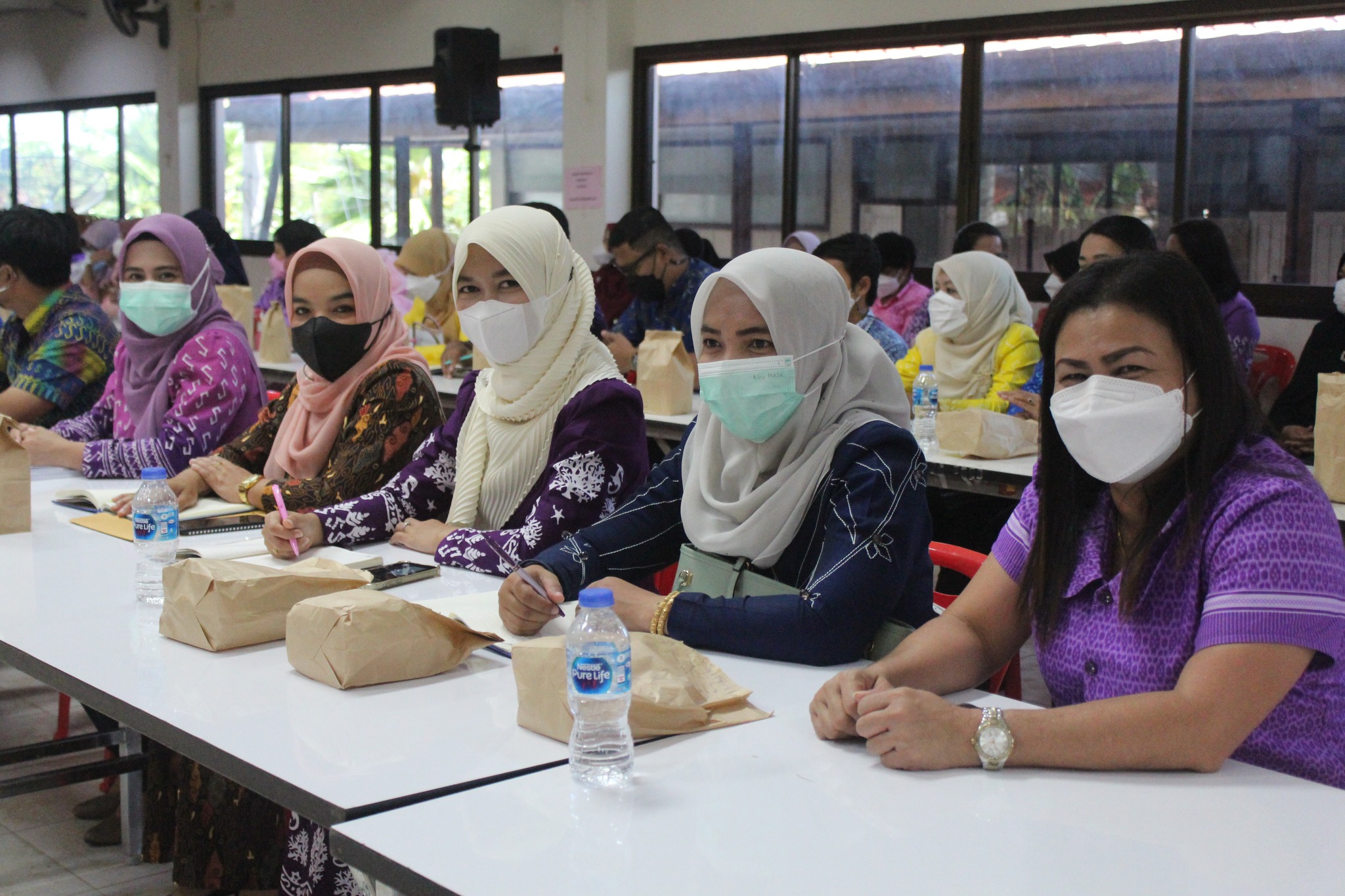 พช.ปัตตานี สานพลังข้าราชการในสังกัดร่วมจัดตั้งกลุ่มออมทรัพย์เพื่อการผลิตในชุมชนเพิ่มอีกกว่า 100 แห่ง ภายใน ปี 2565